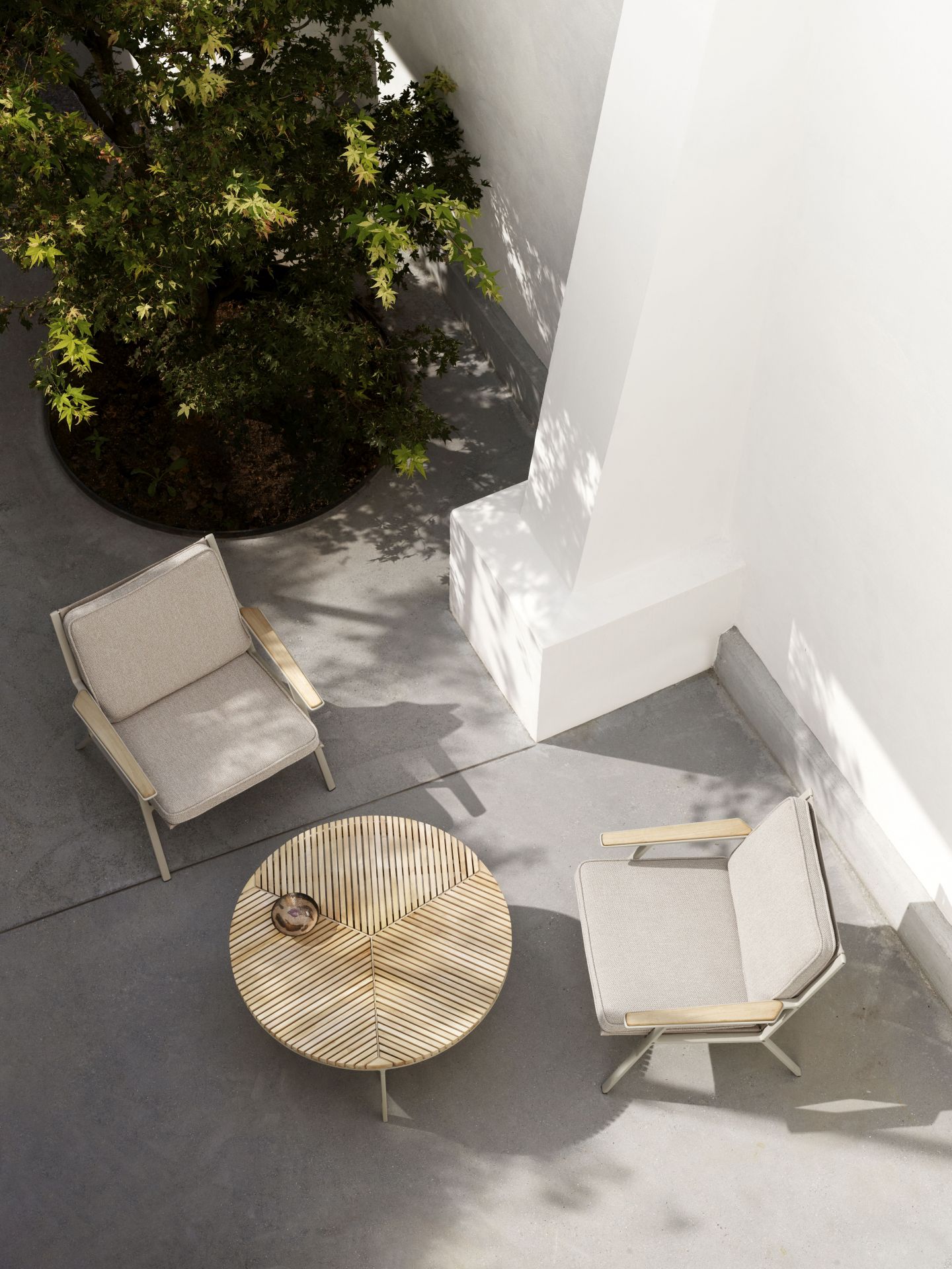 Open-Air Outdoor Lounge Stuhl Vipp