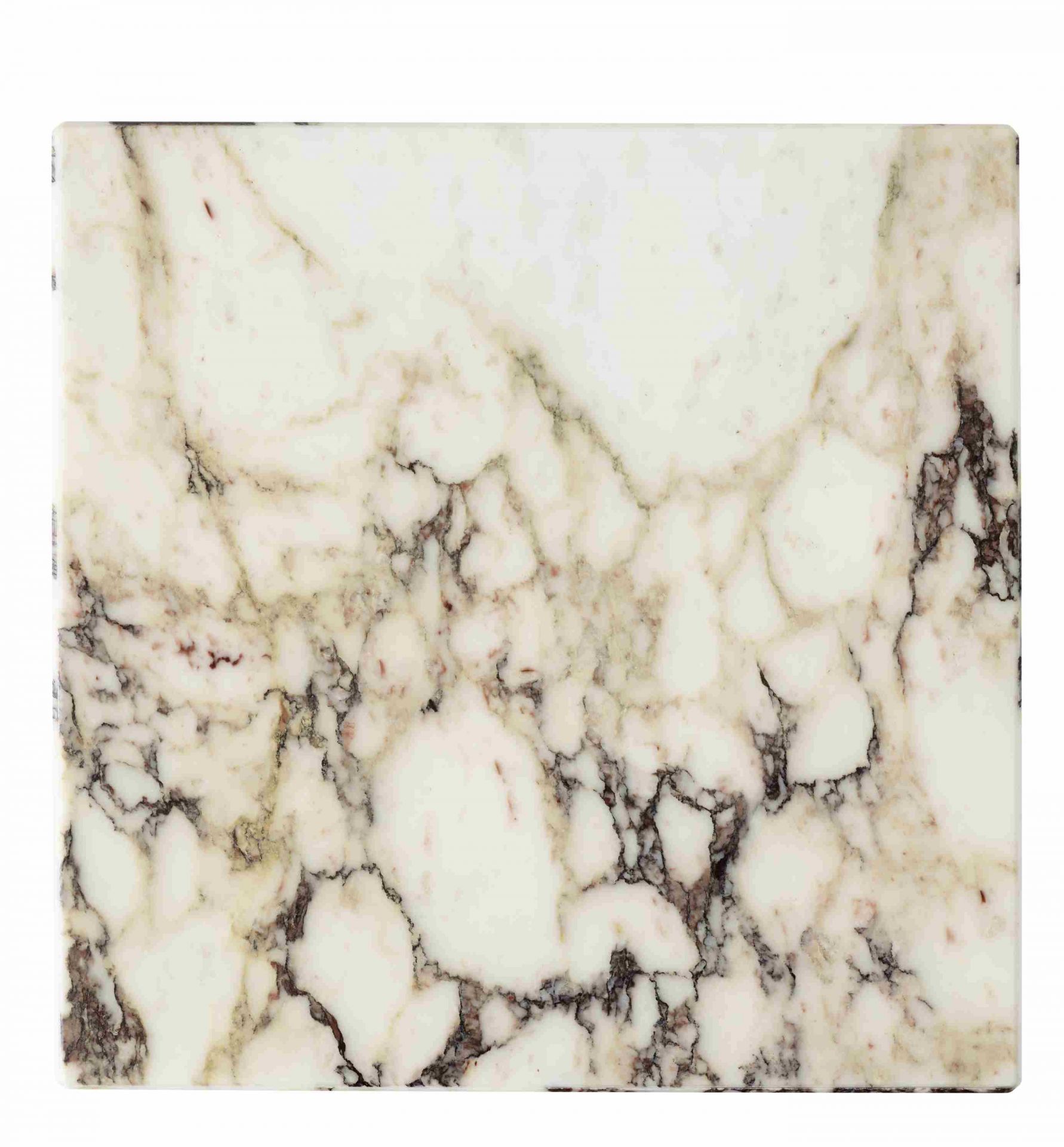 Detailaufnahme der Calacatta-Marmorplatte des Plinth Beistelltisches von Audo, mit einzigartigen Maserungen und Farbvariationen.