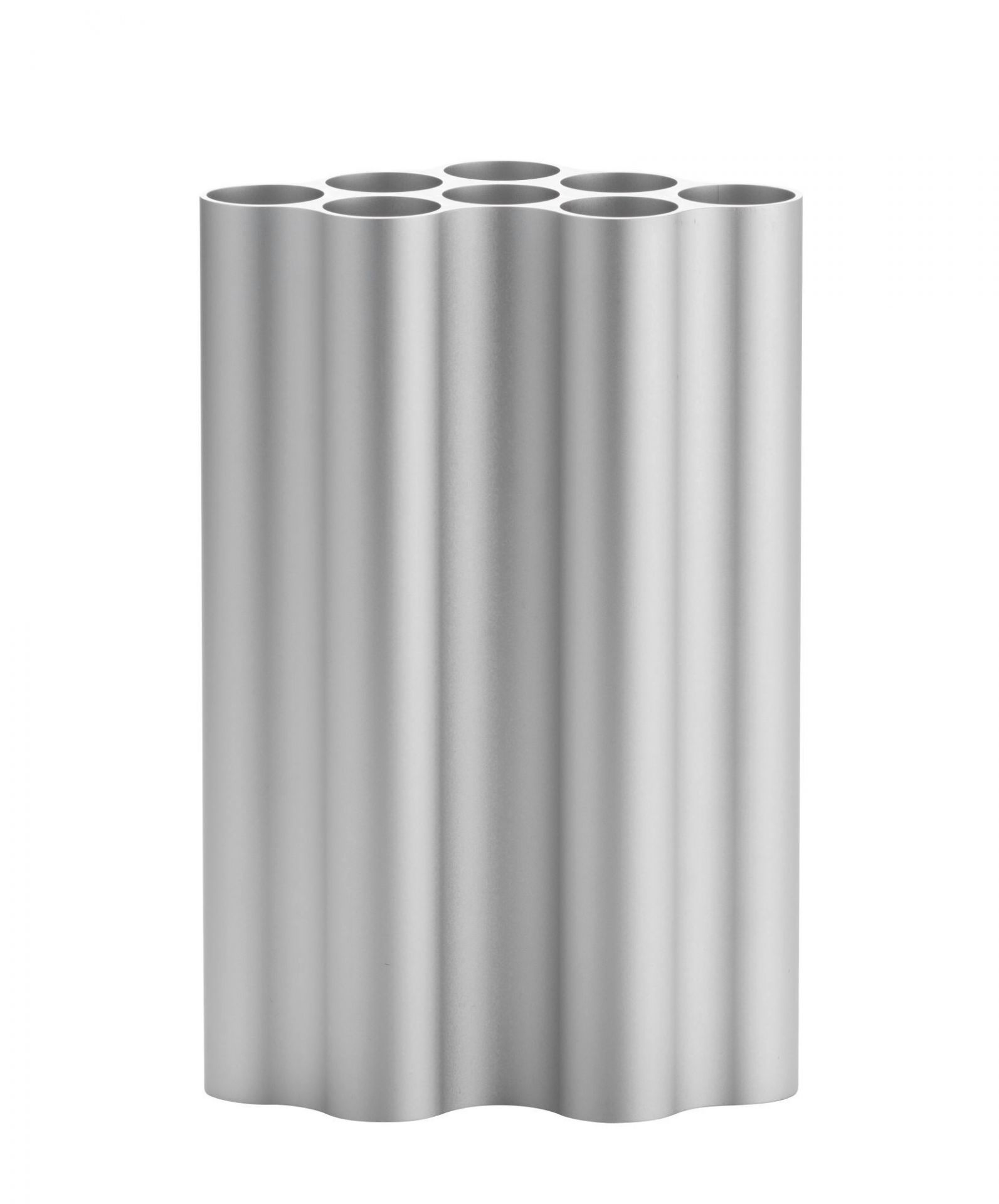 Nuage Vase in Hellsilber: Moderne Designervase von Vitra mit wellenförmiger Struktur und mehreren Öffnungen.