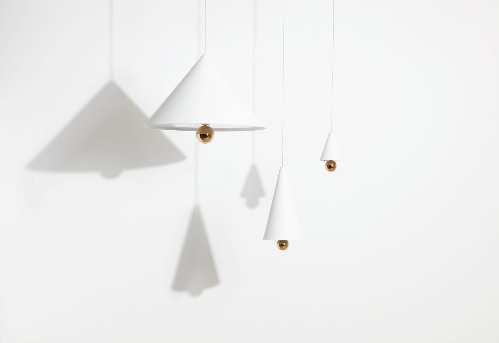 Cherry Pendant light Pendelleuchte S Petite Friture Weiß