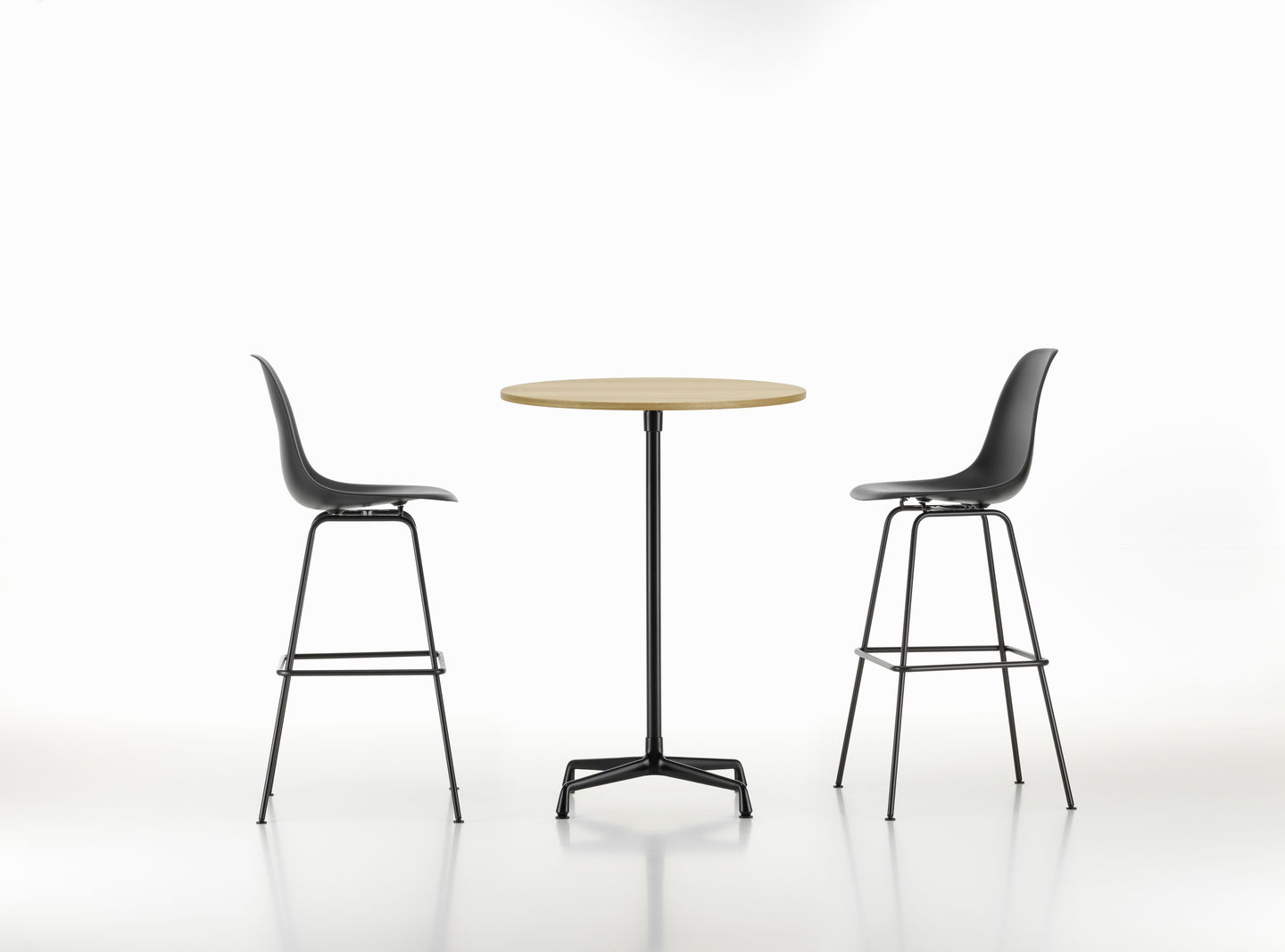 Eames Contract Tables High Stehtisch Ø 80 cm  Vitra