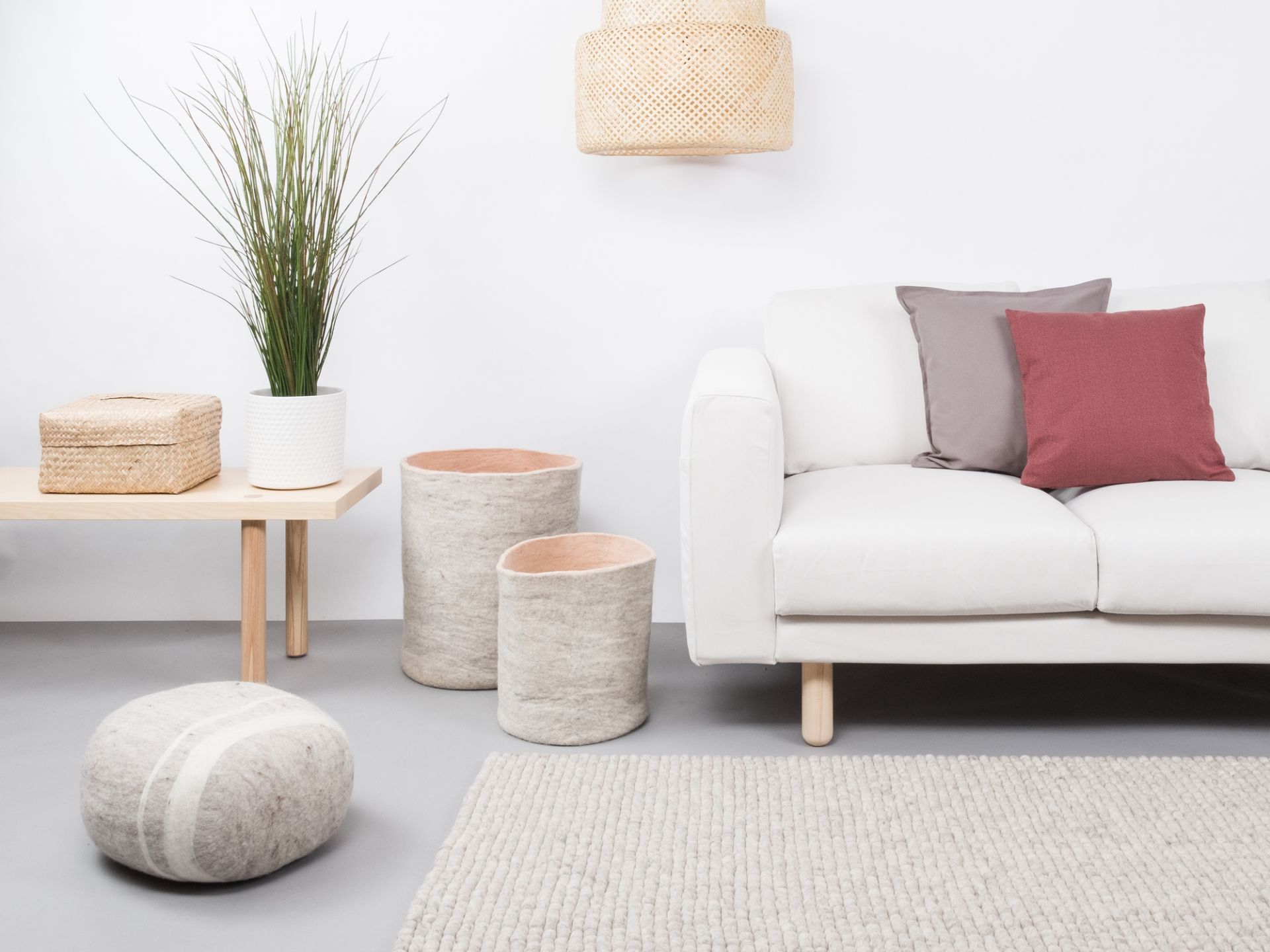 Filzkugel Teppich 120x170 cm Myfelt Nela