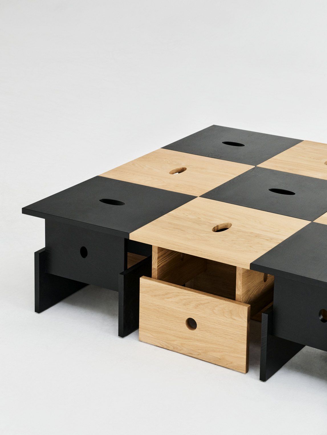 Wood Box Coffee Table Couchtisch Hay Eiche schwarz wasserbasierter lack