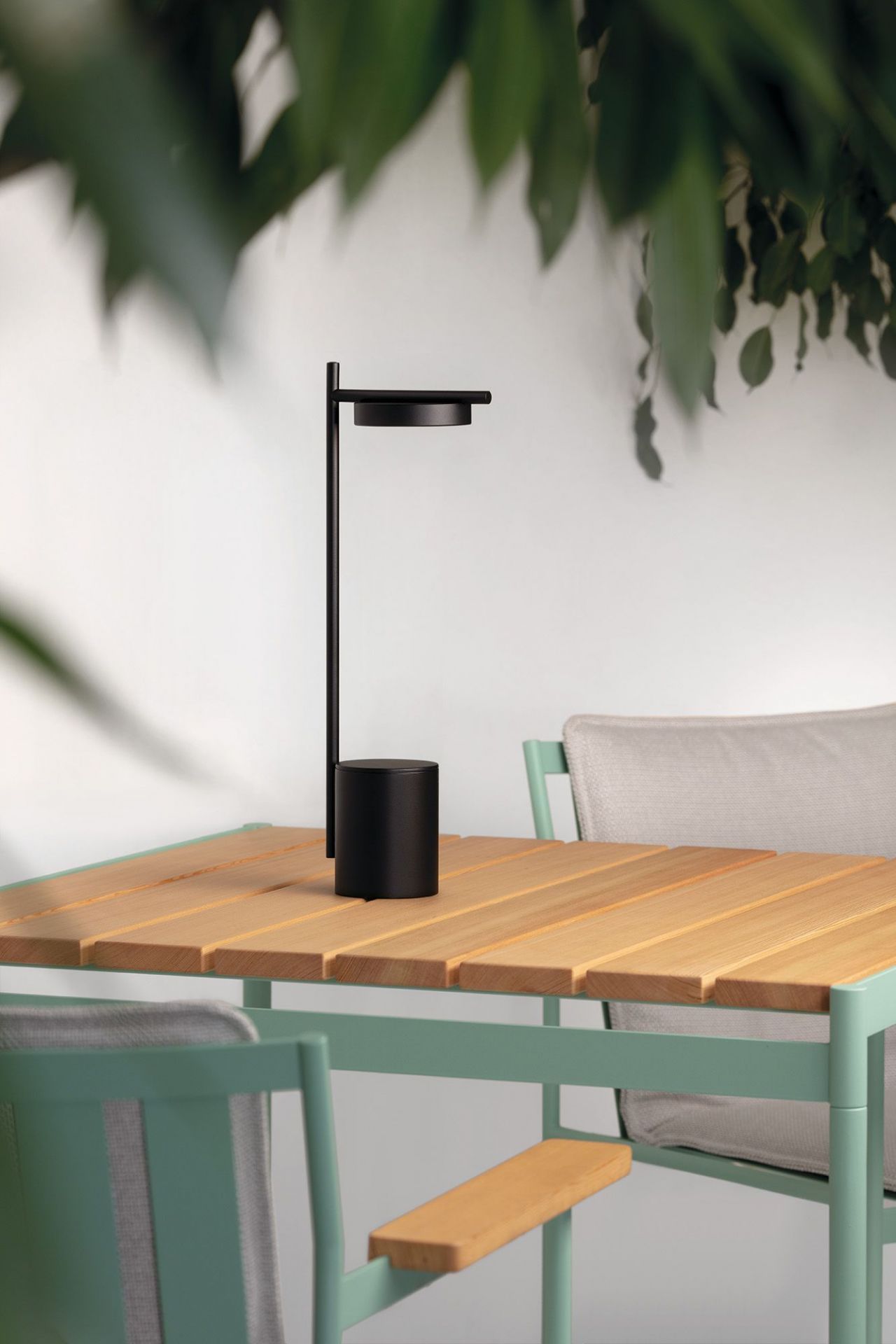 Igram Portable Table Lamp Shape I Akkuleuchte / Tischleuchte Grupa