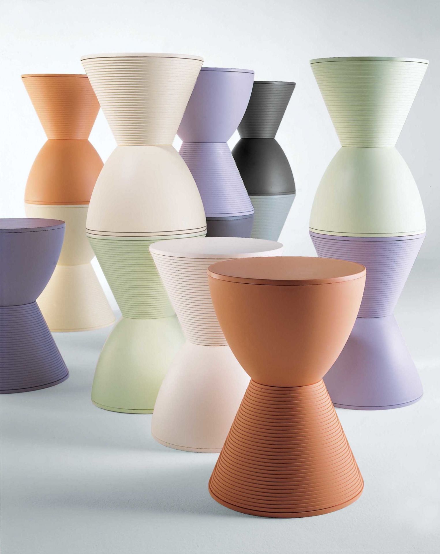 Prince AHA Hocker taubengrau Kartell