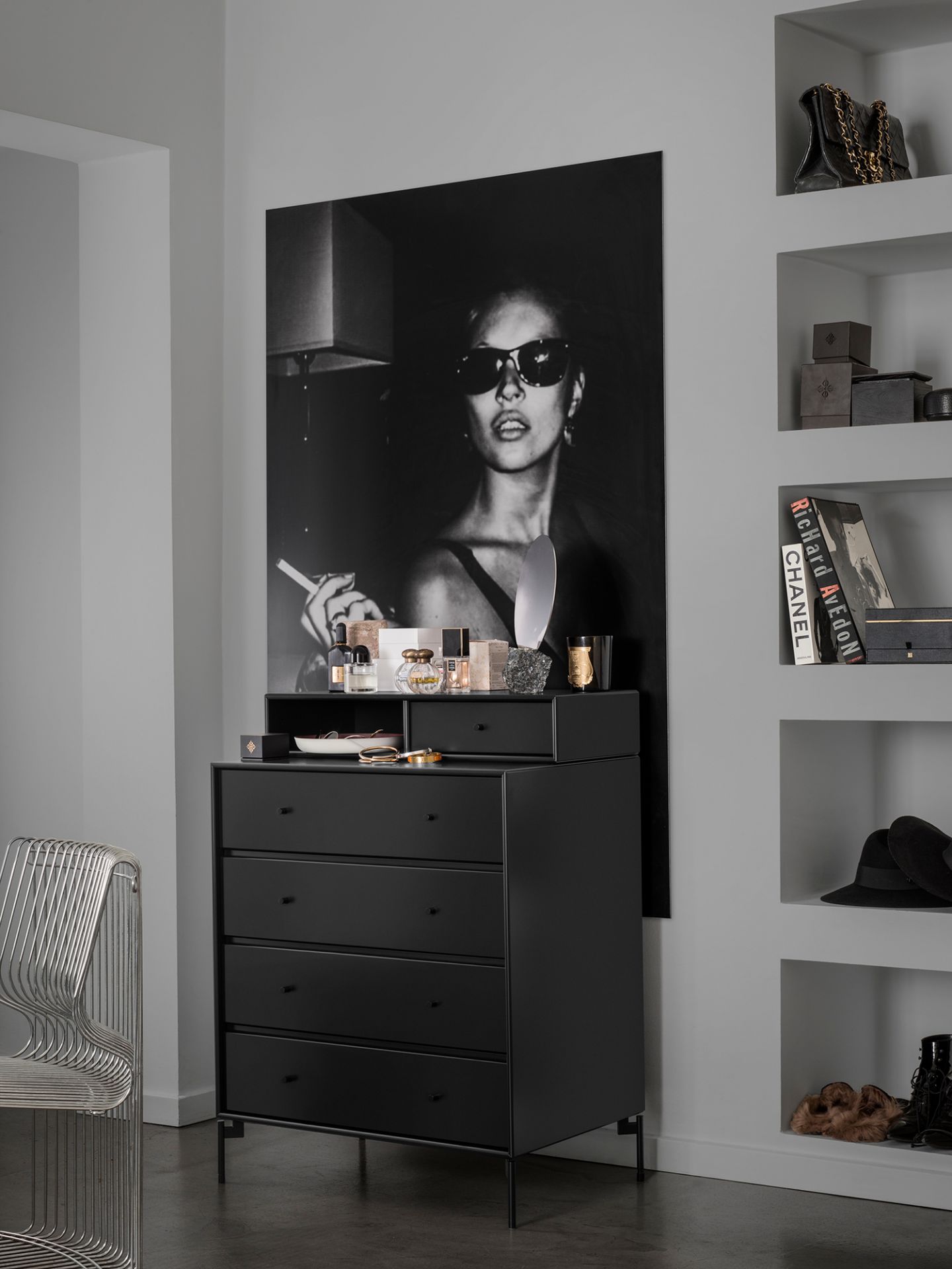 KEEP Kommode Gestell Schwarz Montana QUICK SHIP