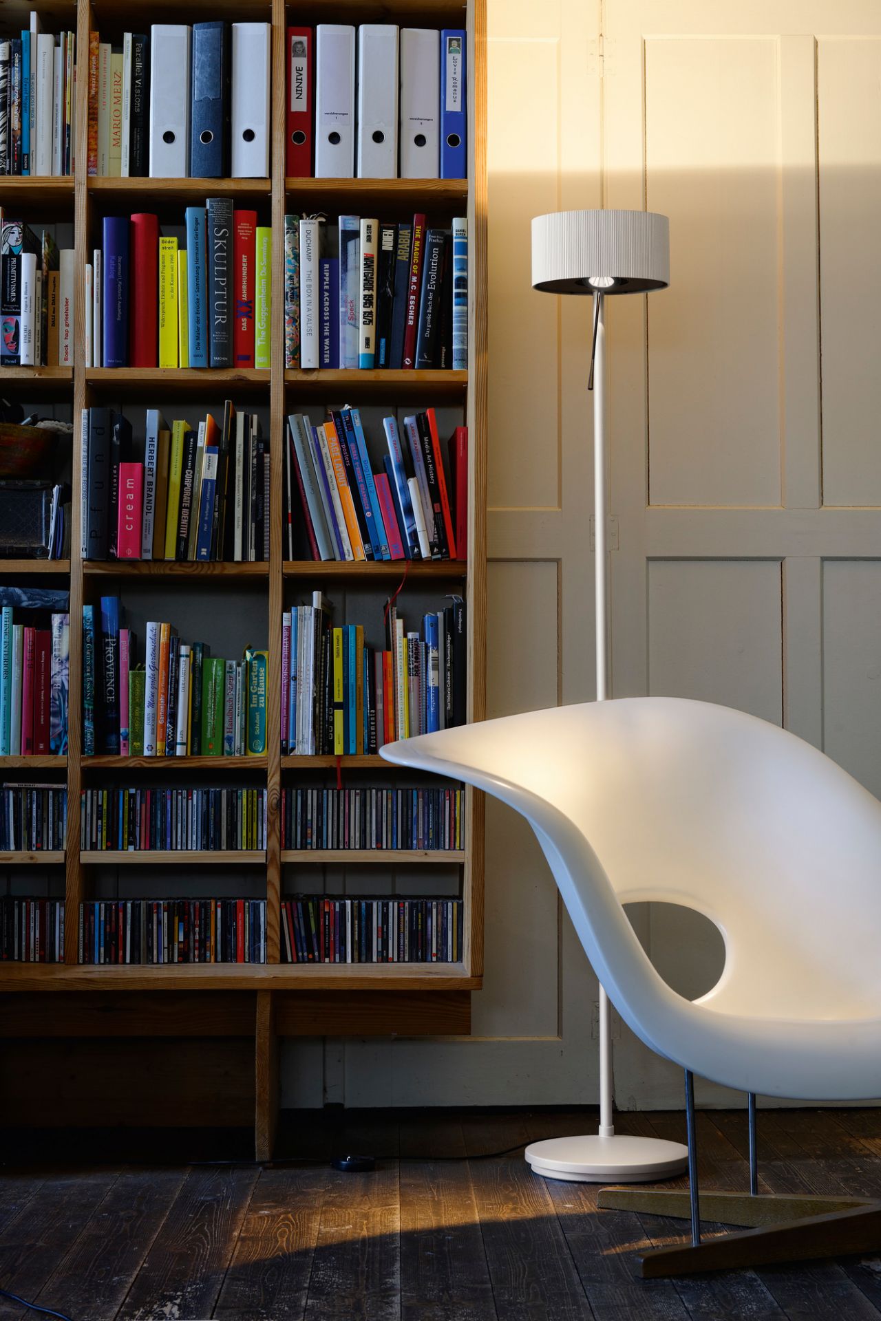 Diogenes LED Stehleuchte Belux Goldgrau