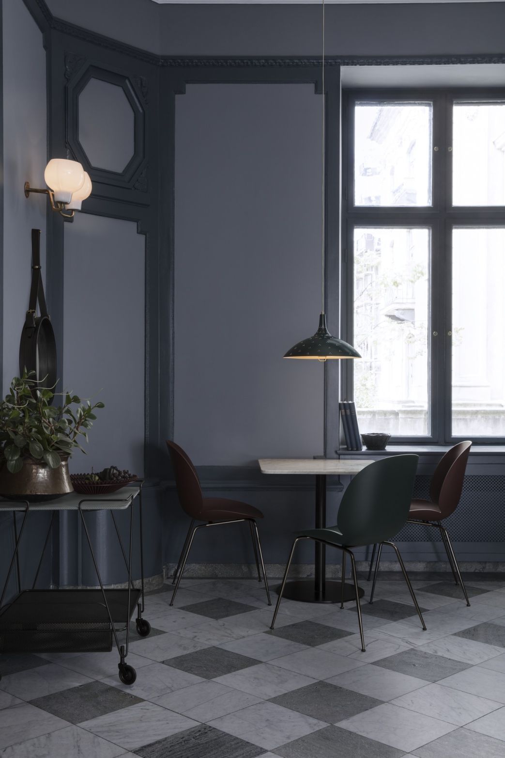 Beetle Chair Esszimmerstuhl Ungepolstert Plastik Gestell Gubi