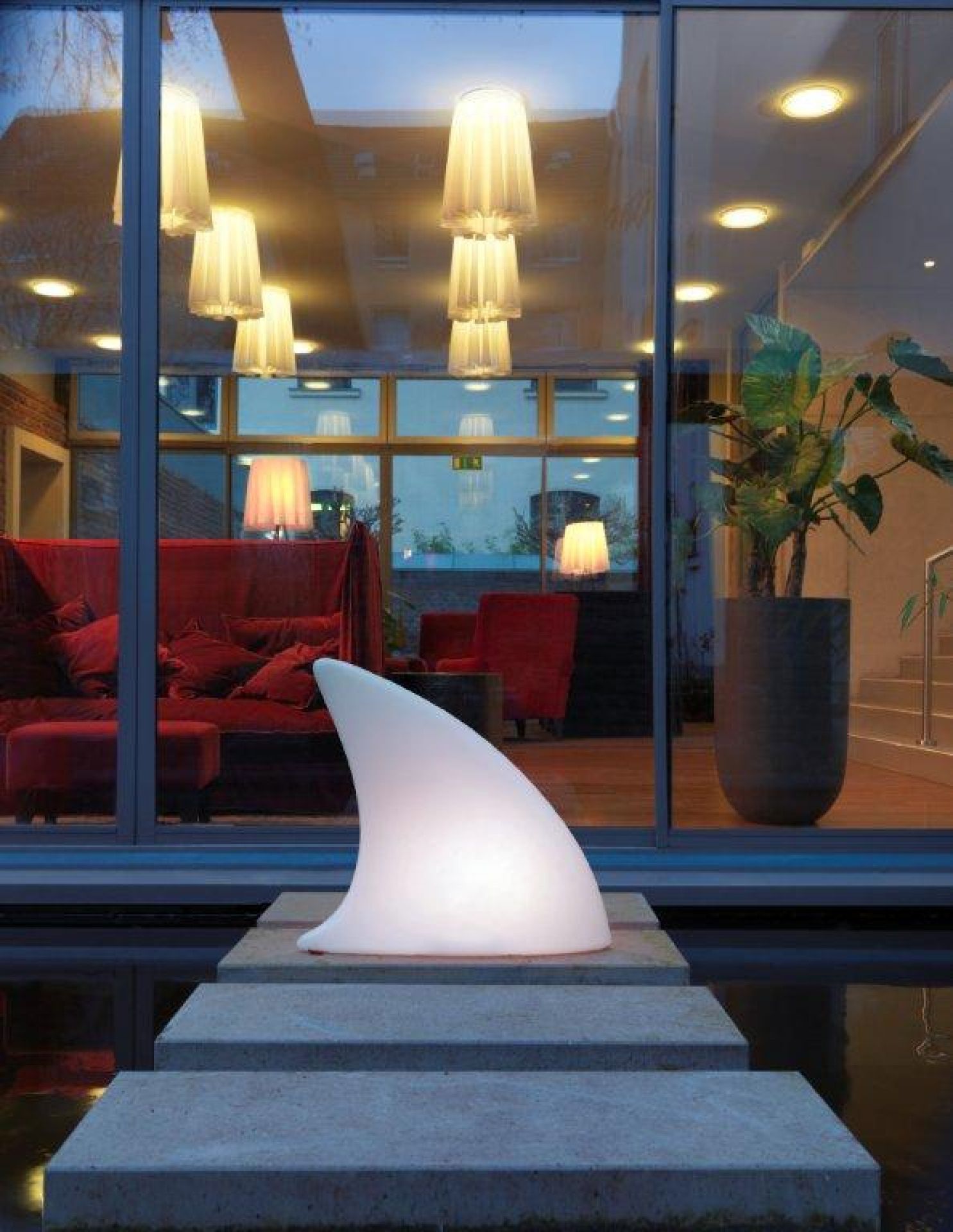 Shark Haifischflosse Bodenleuchte Moree