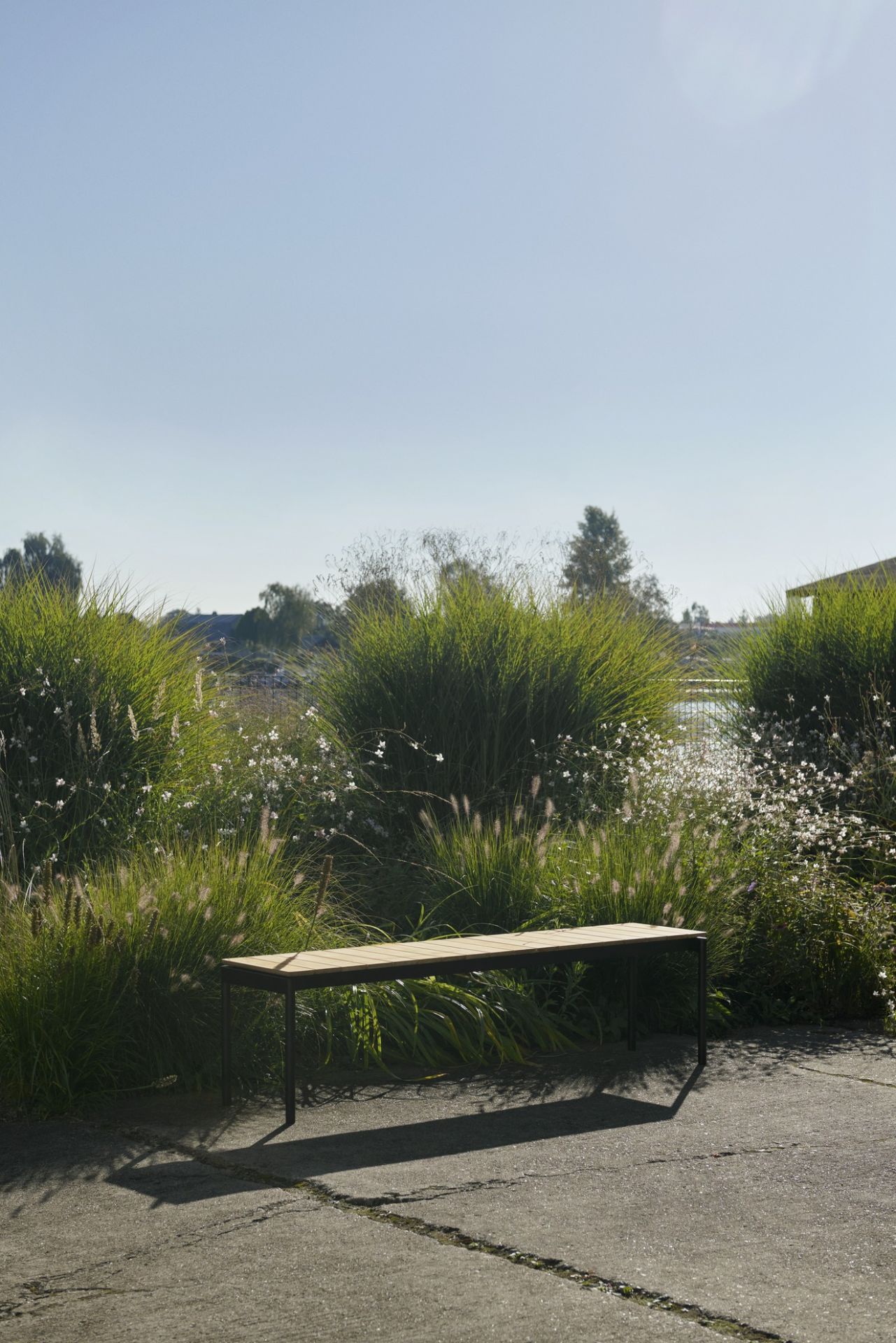 Ville AV28 Outdoor Bench Bank AndTradition