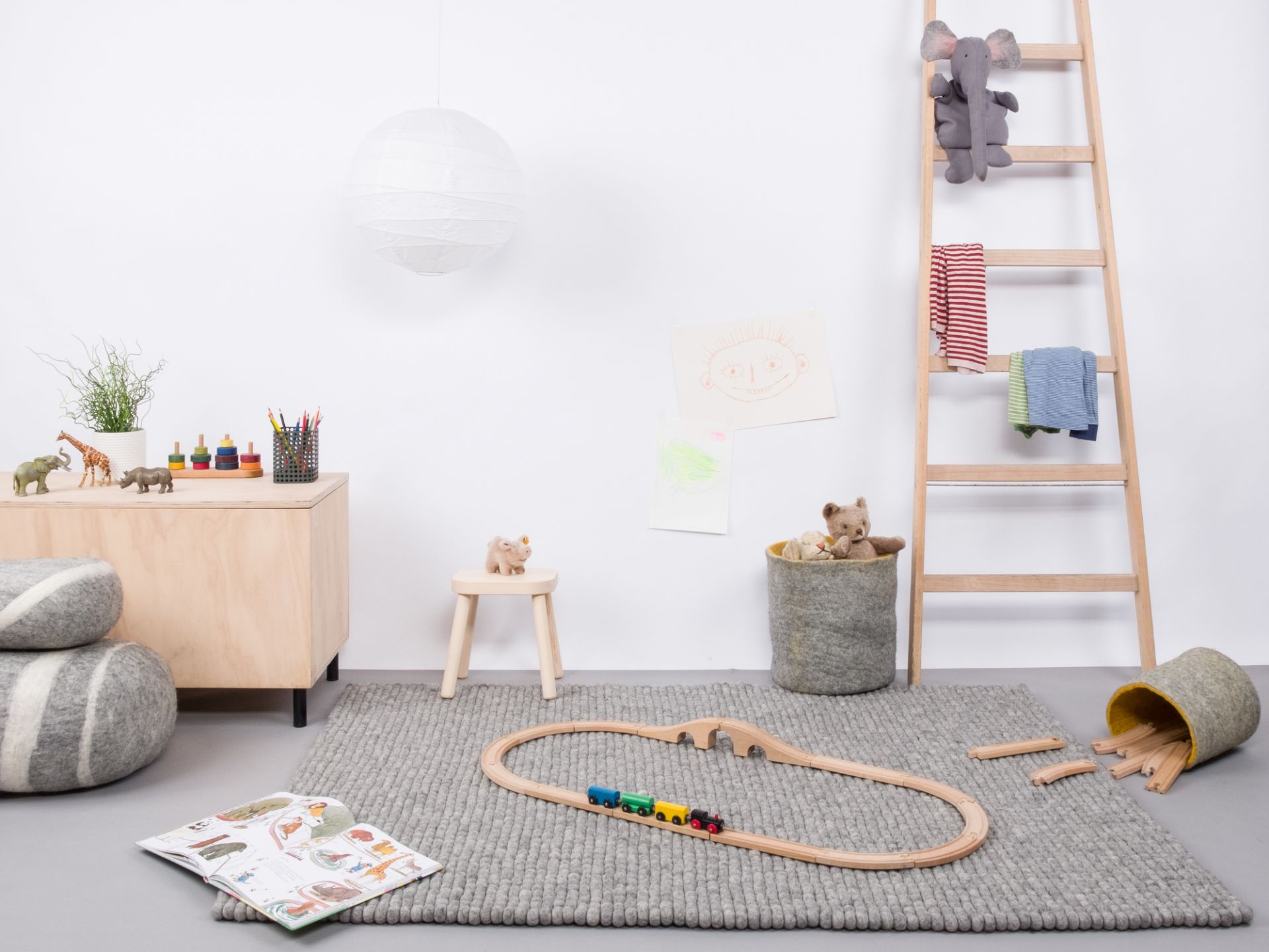 Filzkugel Teppich 140x200 cm Myfelt