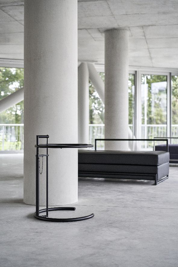 Adjustable Table E1027 Beistelltisch ClassiCon - QUICK SHIP