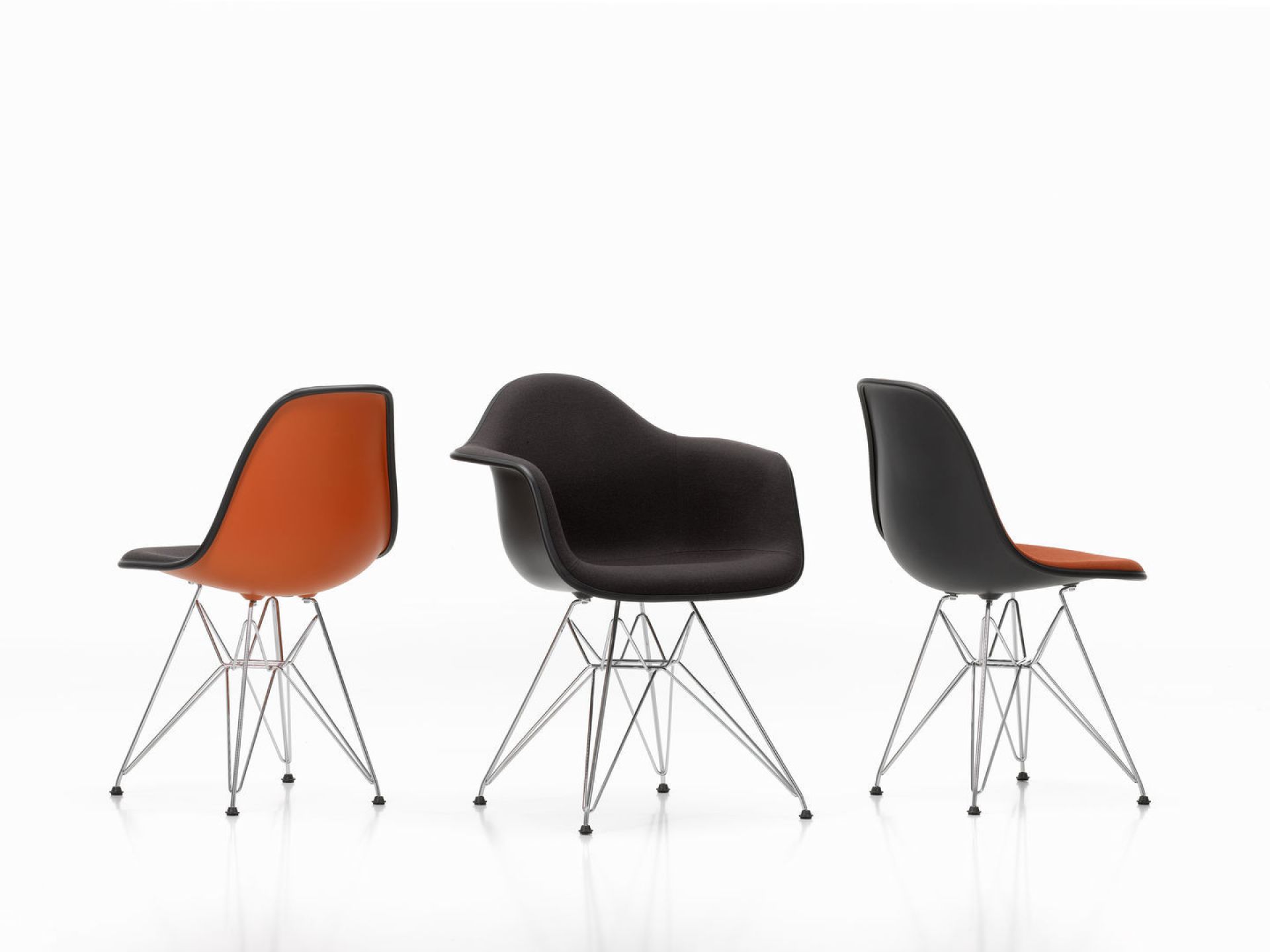 Eames Plastic Arm Chair DAR Stuhl Vollgepolstert Vitra