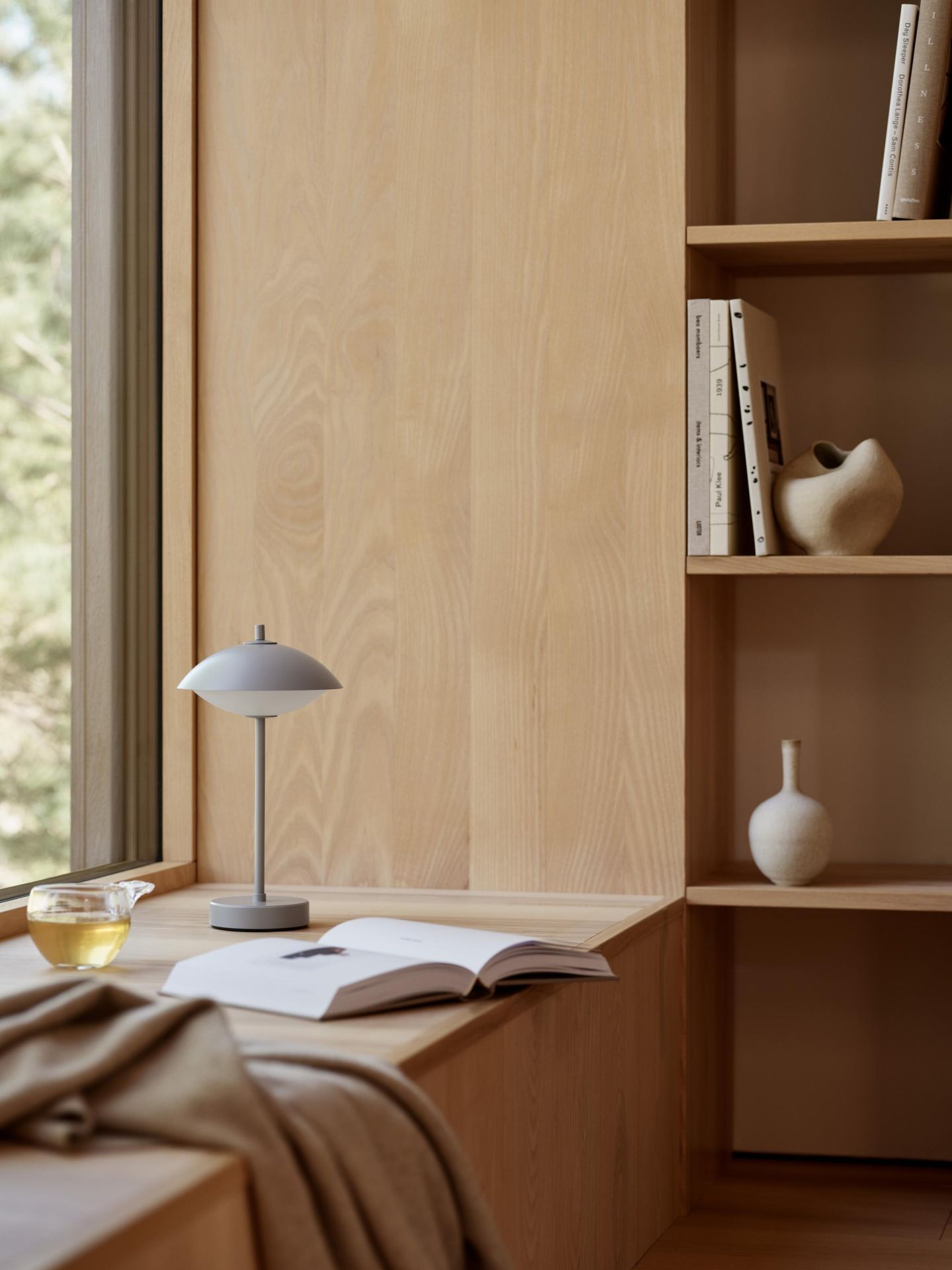 Clam Portable Tischleuchte Akkuleuchte Fritz Hansen