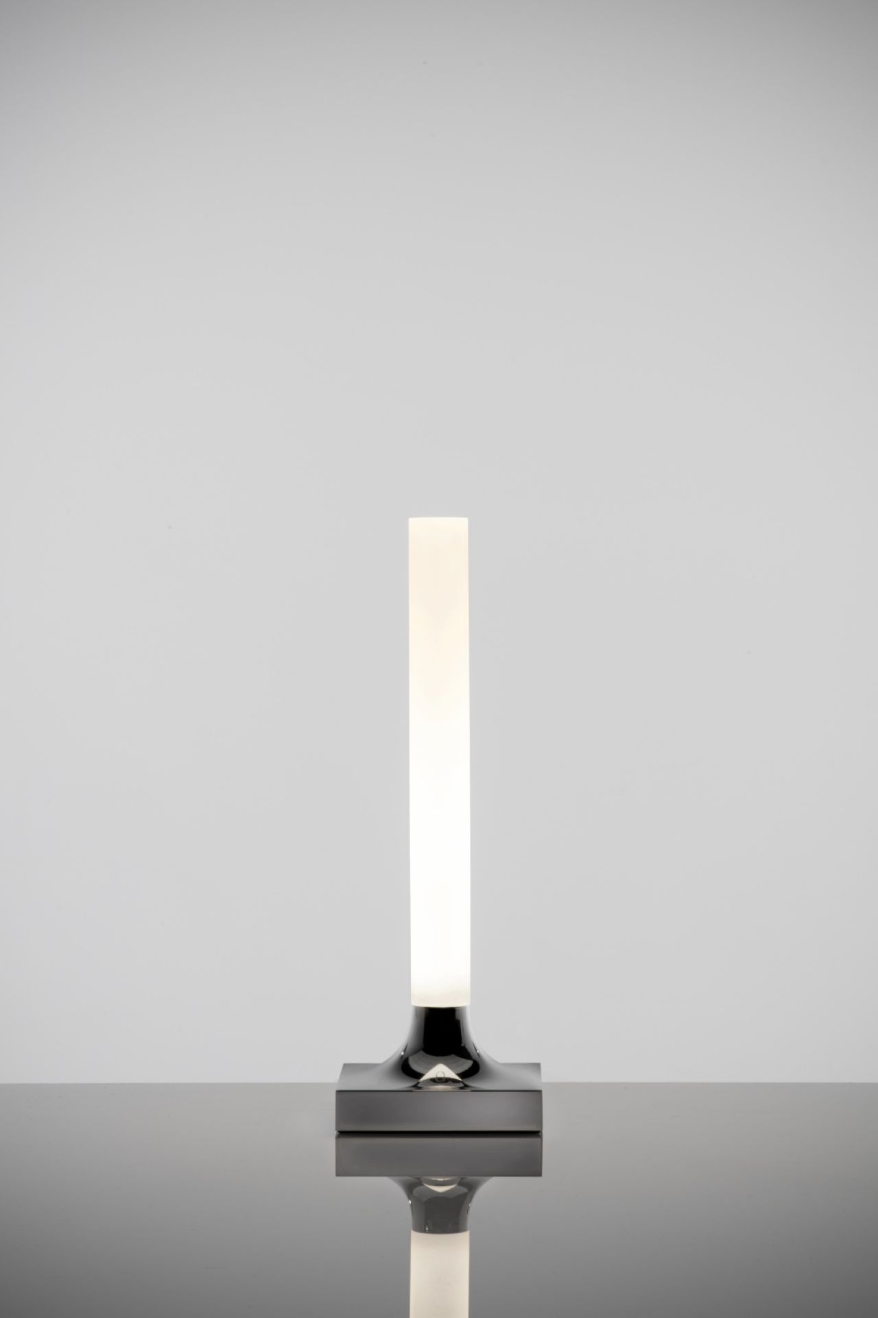 Goodnight Akkuleuchte Kartell Champagner glänzend