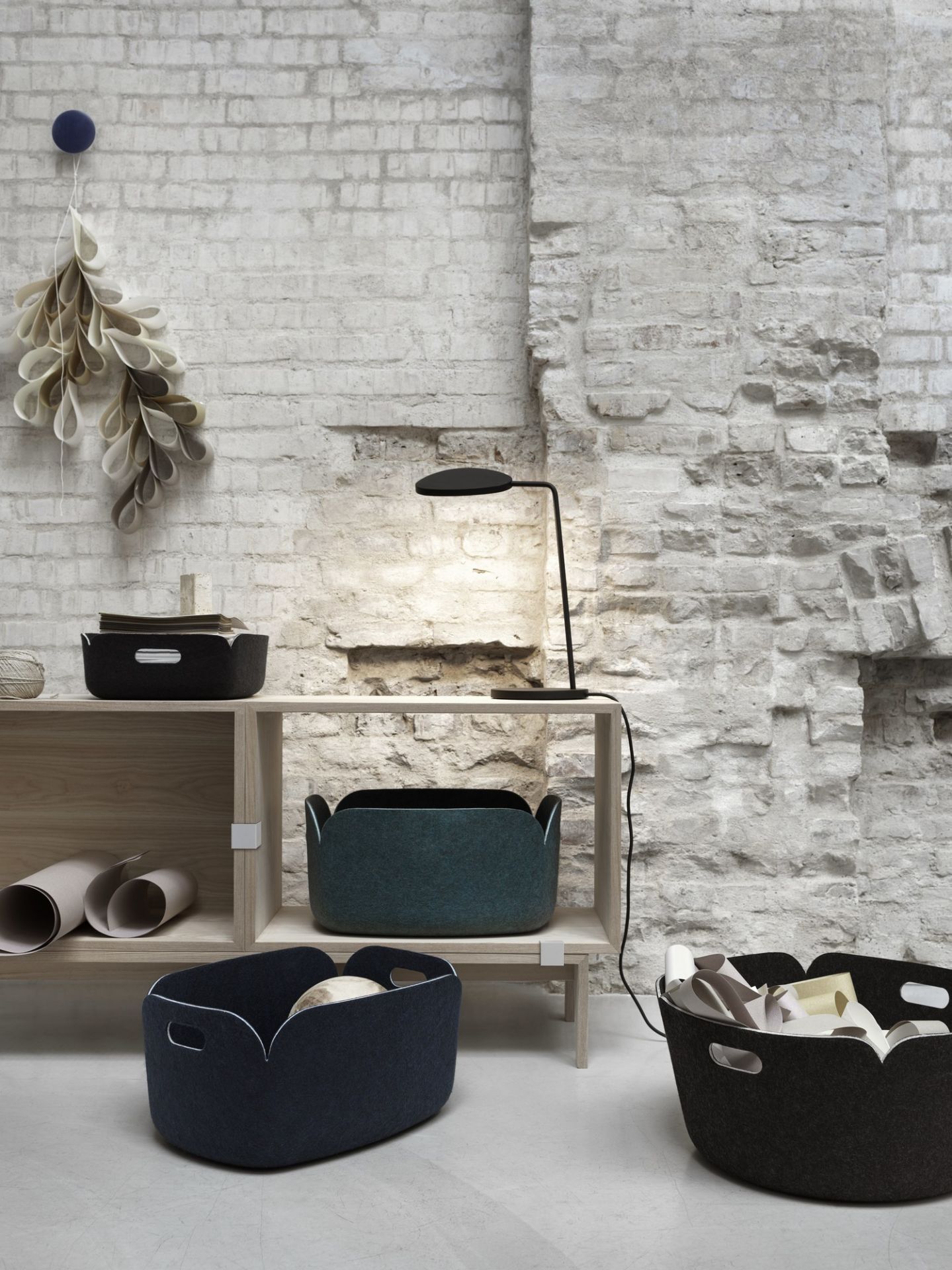 Leaf Table Lamp Tischleuchte Grau Muuto EINZELSTÜCK
