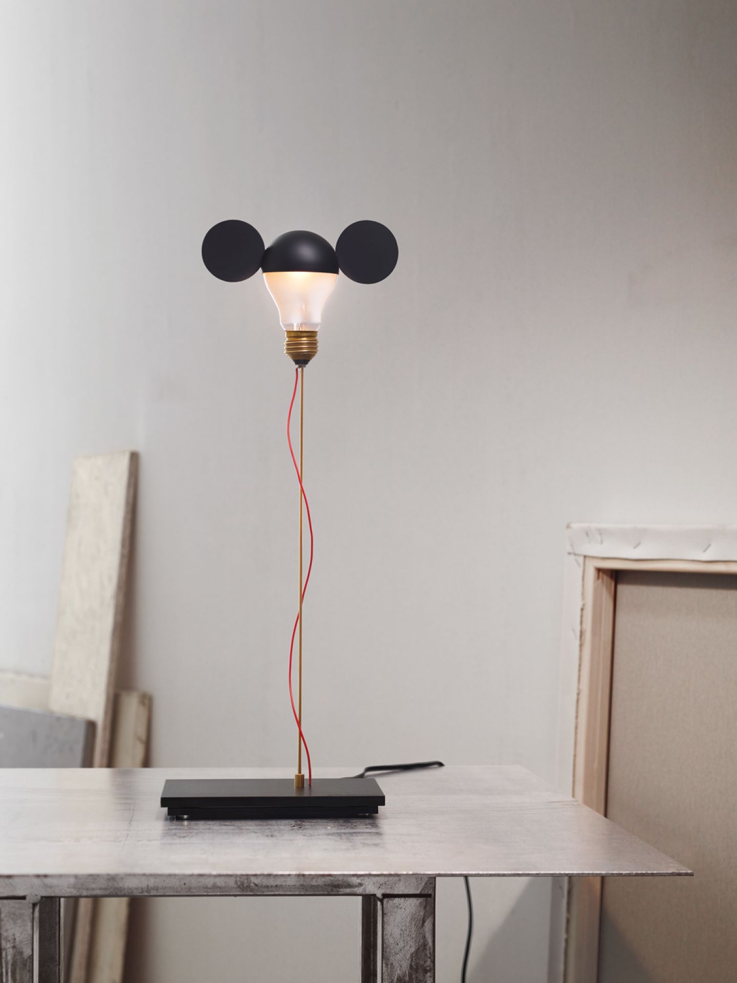 I Ricchi Poveri - Toto Tischlampe Rot Ingo Maurer