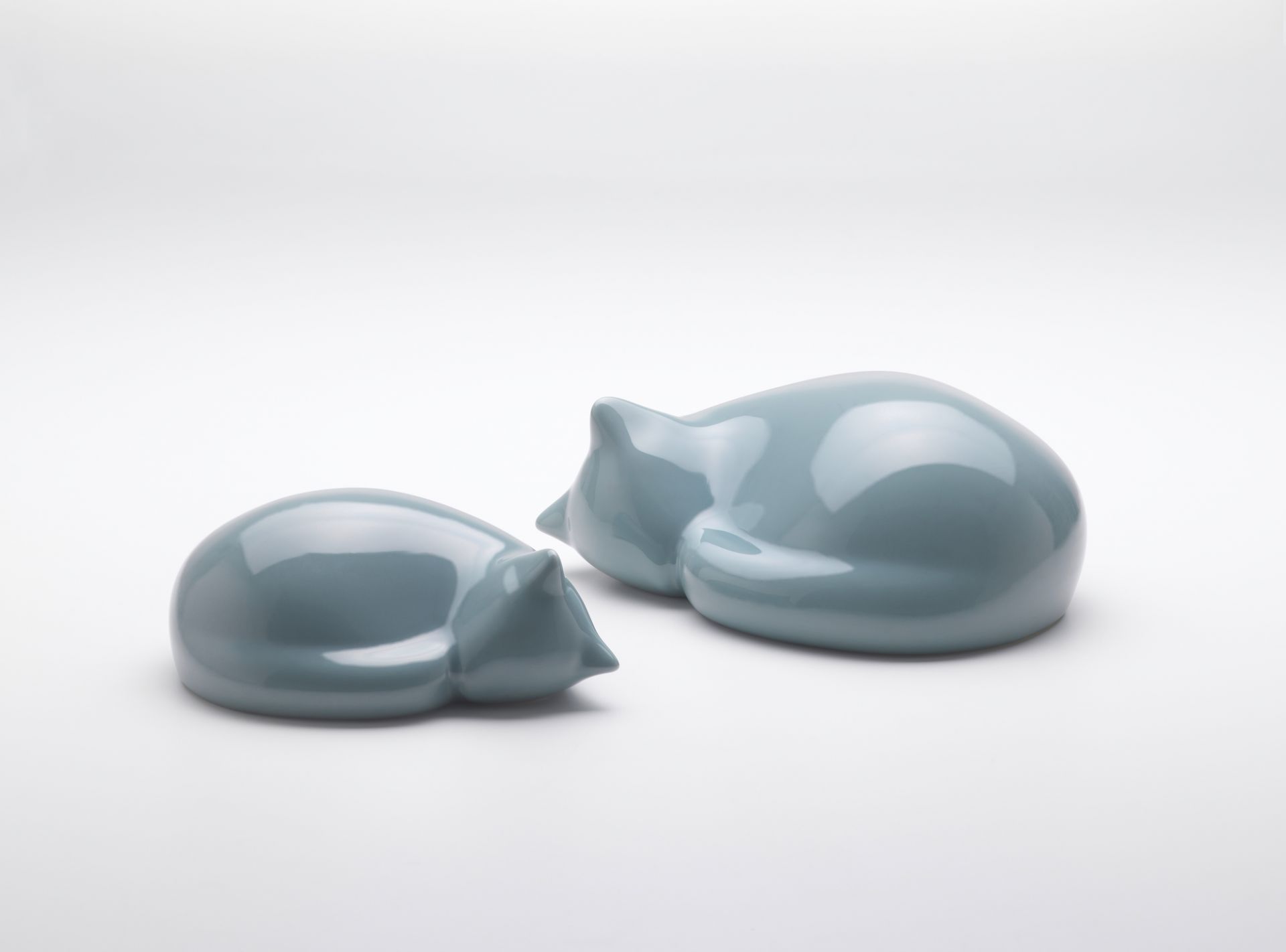 Resting Cat Figur Small klein Vitra