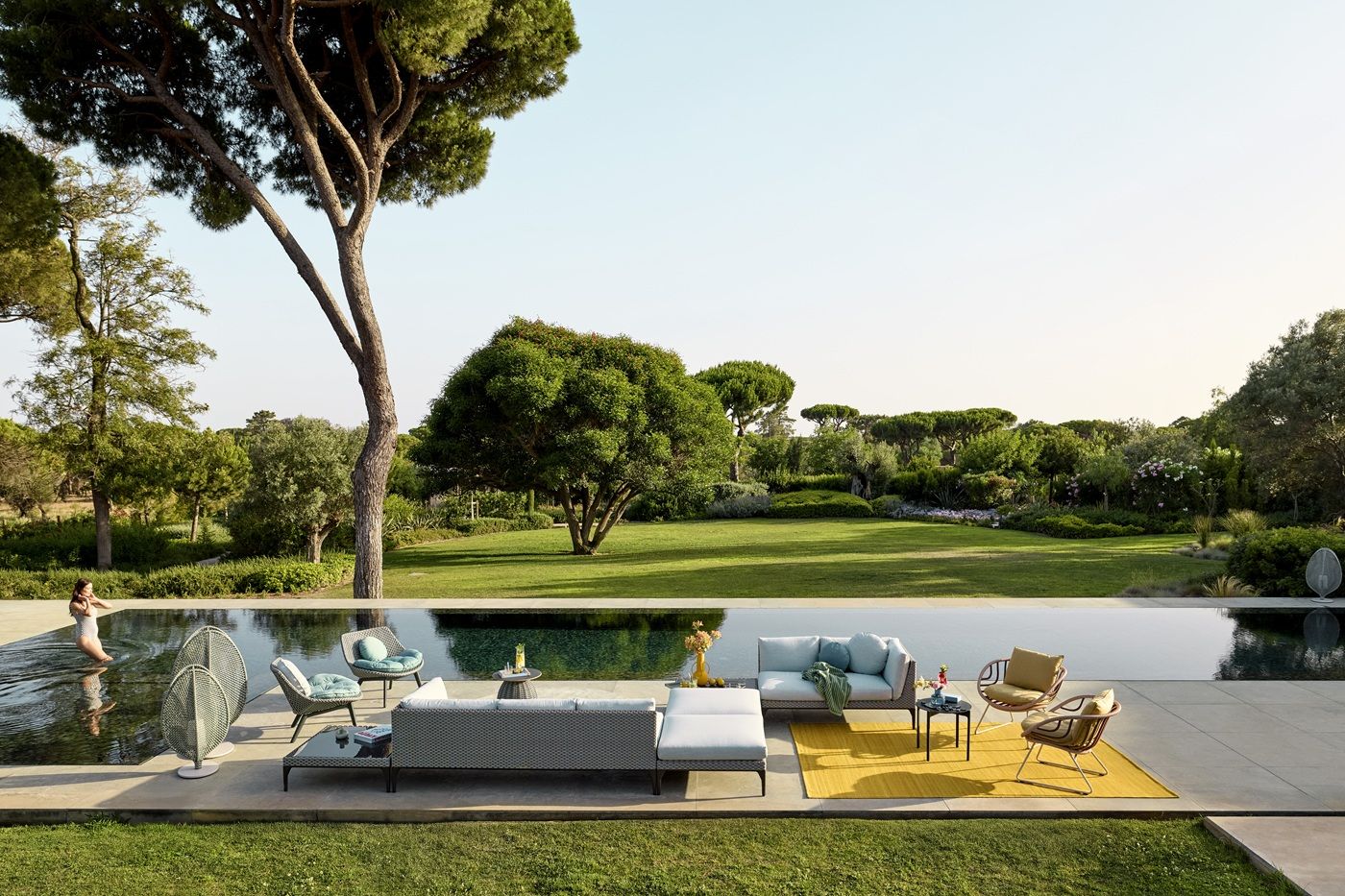 KIDA Outdoor Footstool Hocker Dedon