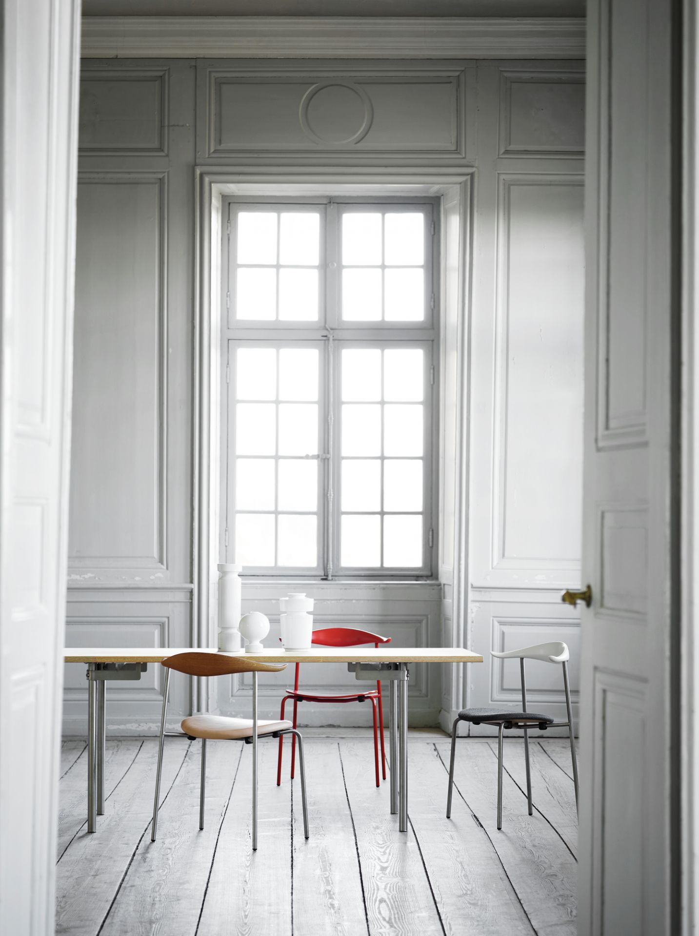 CH88T Stuhl gestell Edelstahl Carl Hansen & Søn eiche geseift
