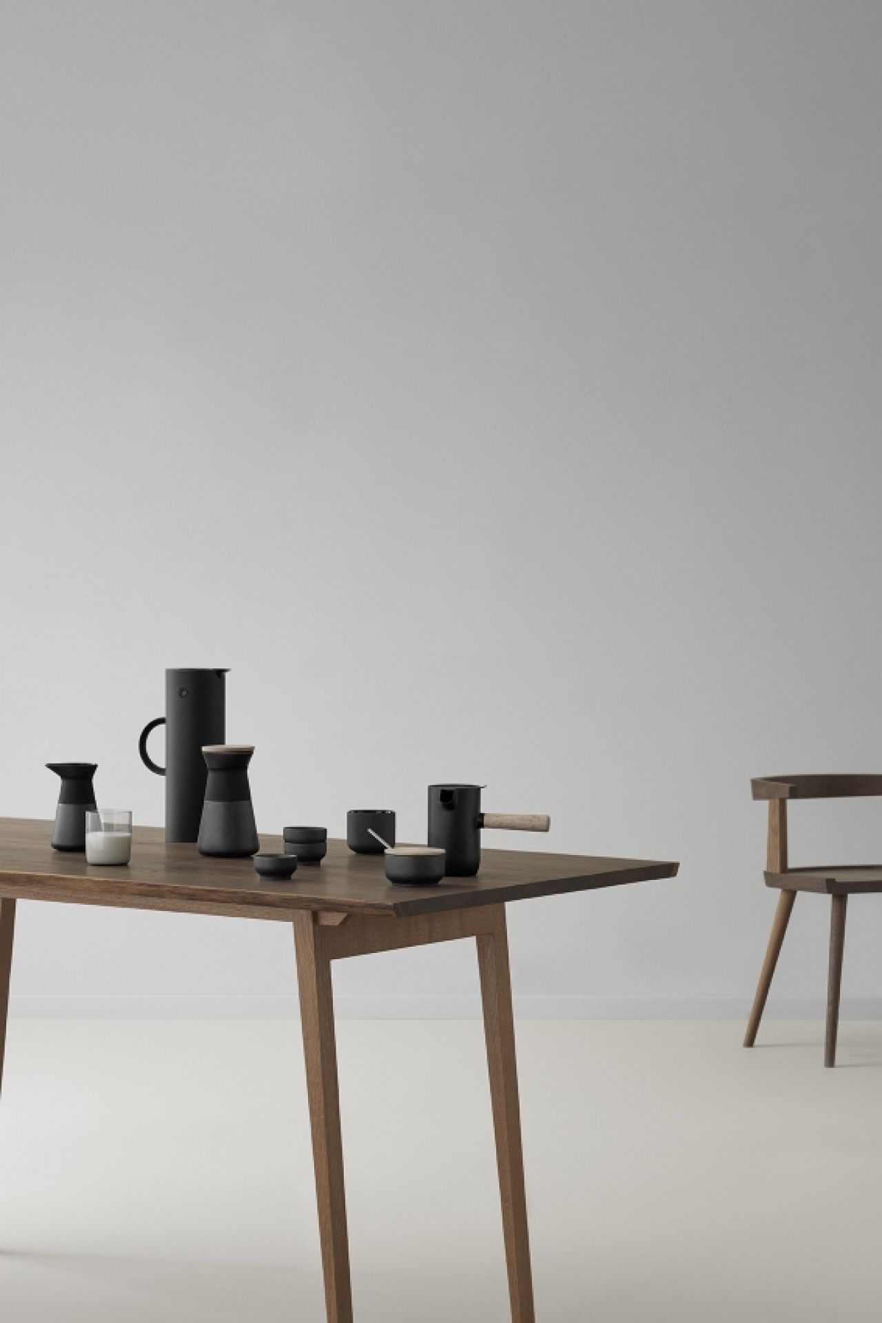 Theo Teebecher mit Untersetzer Schwarz Stelton EINZELSTÜCK