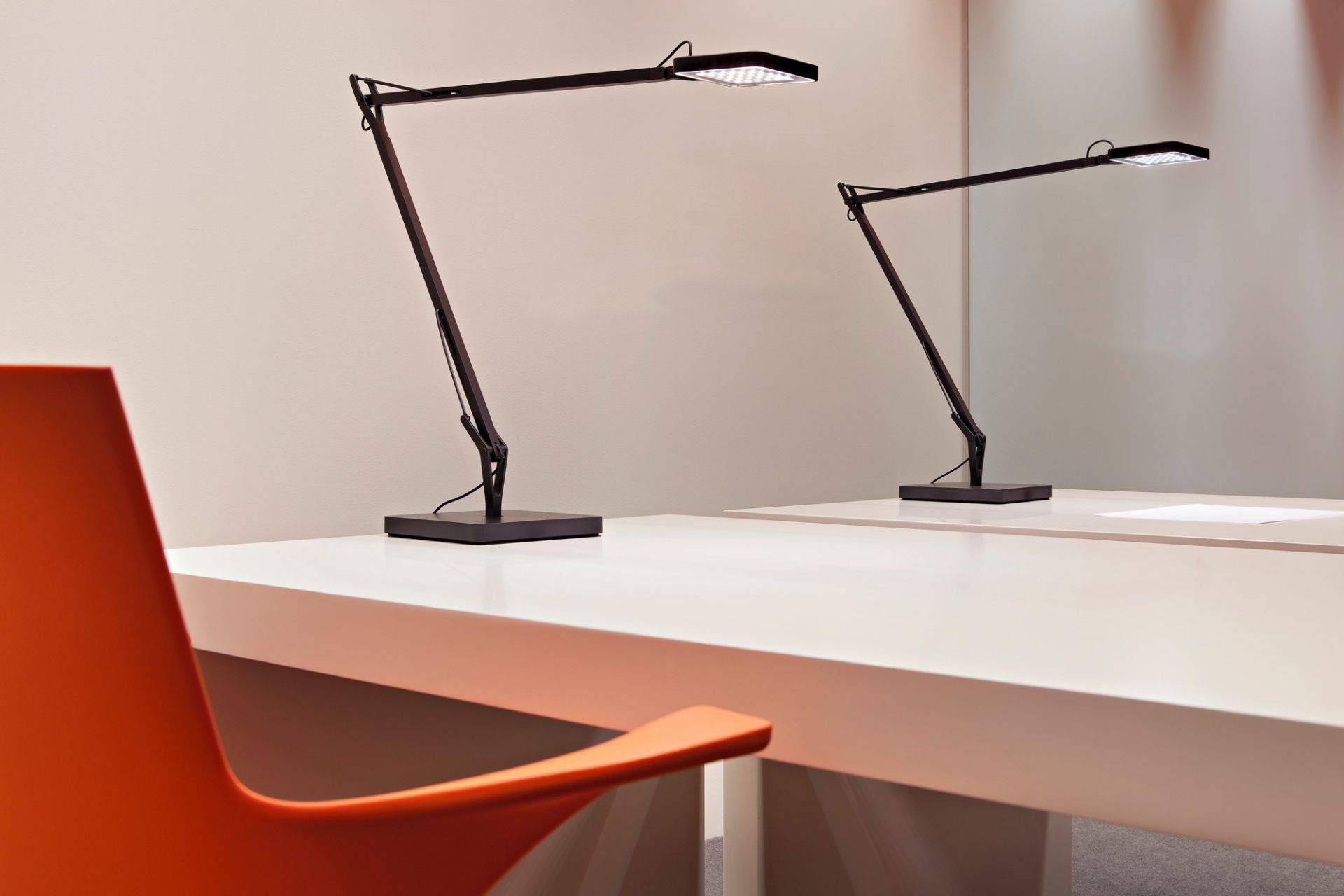 Kelvin LED Basis Tischleuchte Flos