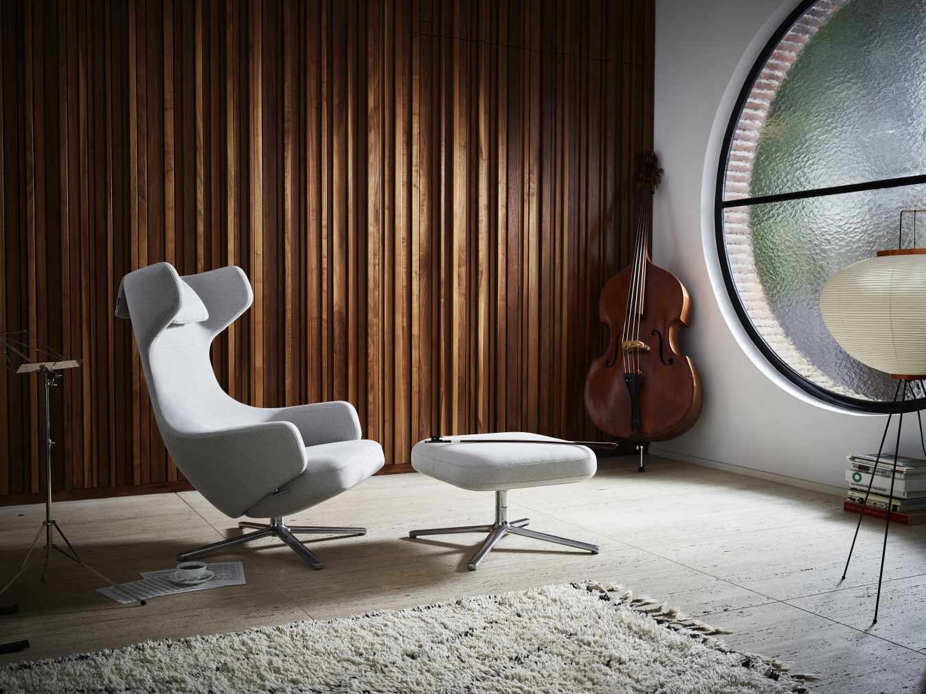 Grand Repos Sessel  + Ottoman Vitra Poliert Nubia Elfenbein / Perle