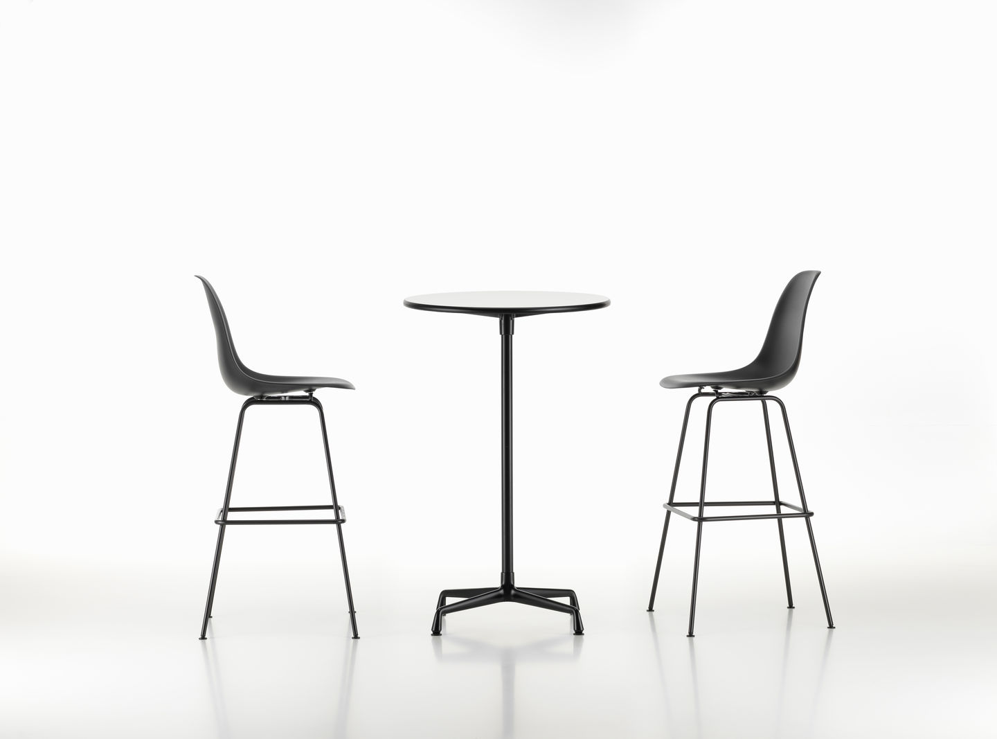 Eames Plastic Bar Stool Barhocker High Vitra