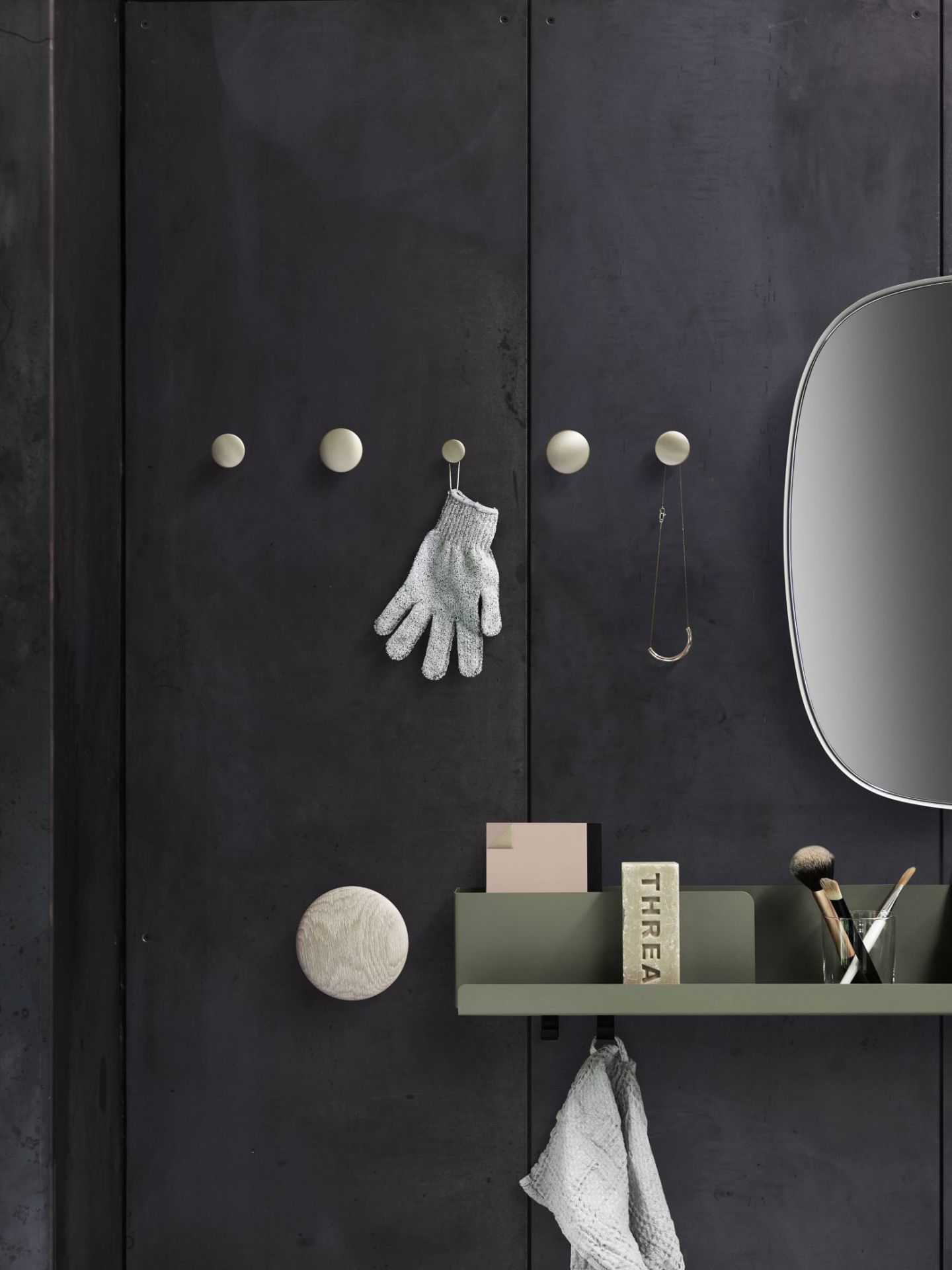 Folded Shelves Regal Muuto