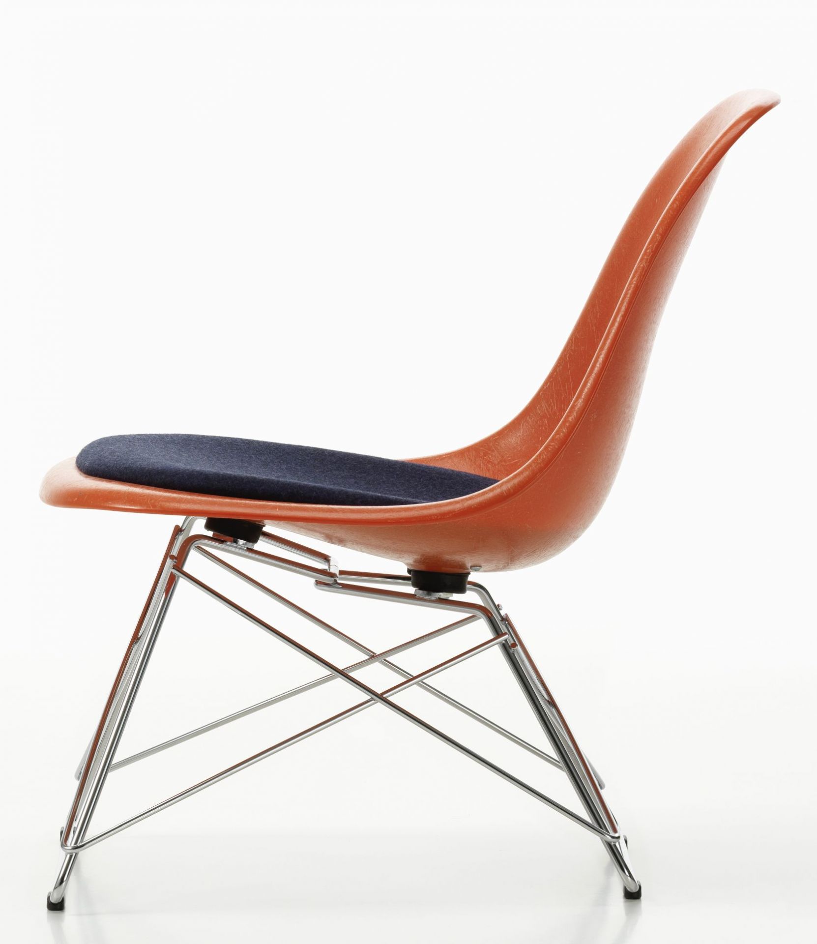 Eames Plastic Side Chair LSR Stuhl mit Sitzpolster Vitra