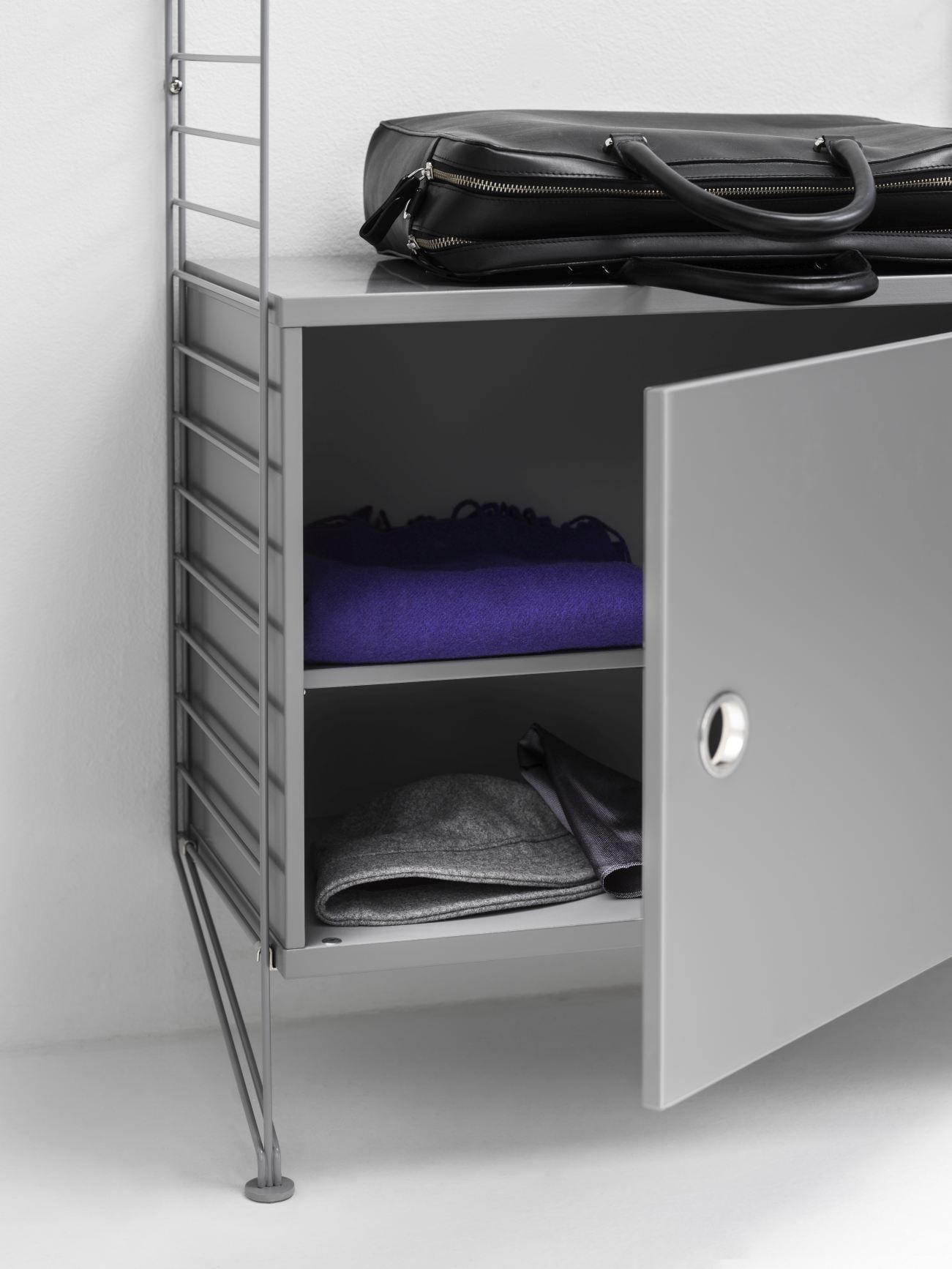Flur KONFIGURATIONEN Hallway H4 String Furniture