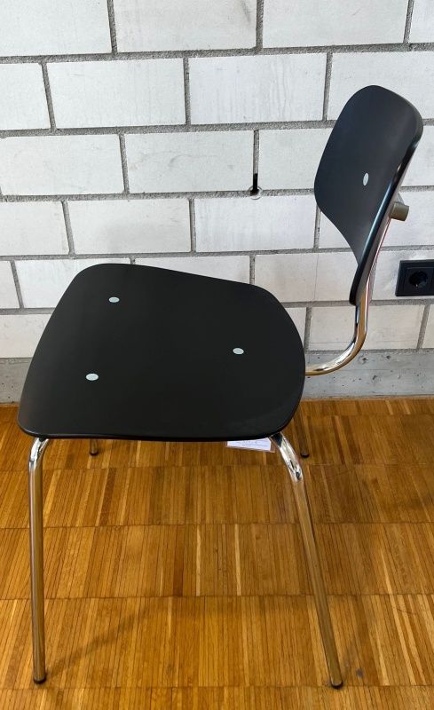 Kevi E2060 Stuhl SCHWARZ / VERCHROMT Montana AUSSTELLUNGSSTÜCK