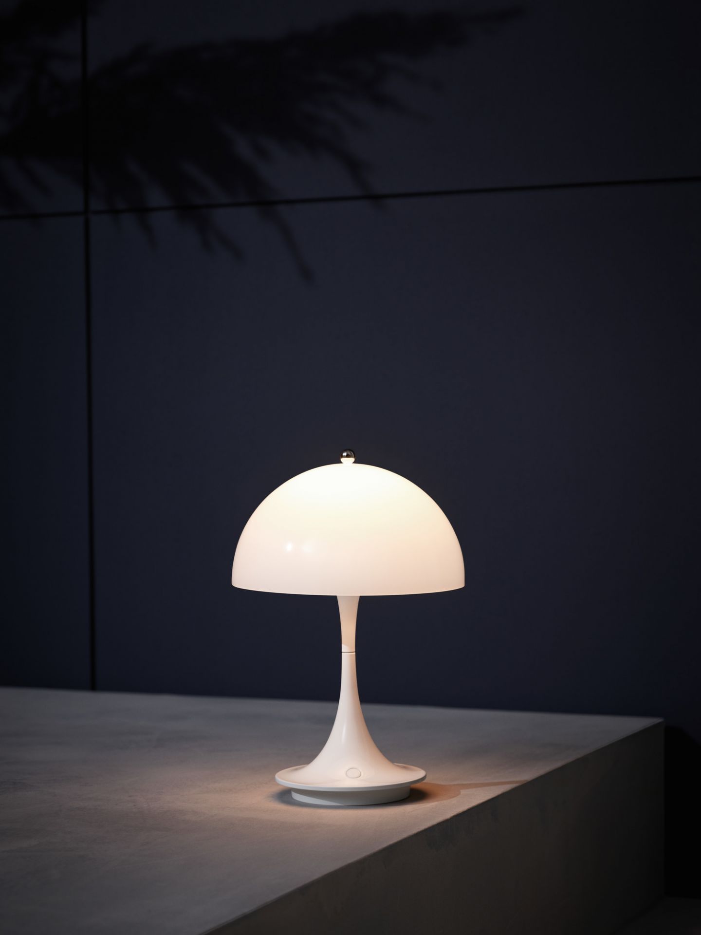 Panthella 160 Portable Akku LED-Tischleuchte Indoor/Outdoor Louis Poulsen EINZELSTÜCK