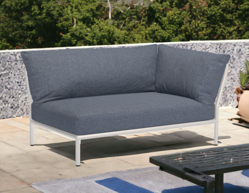 Level 2 Outdoor Sofa Houe