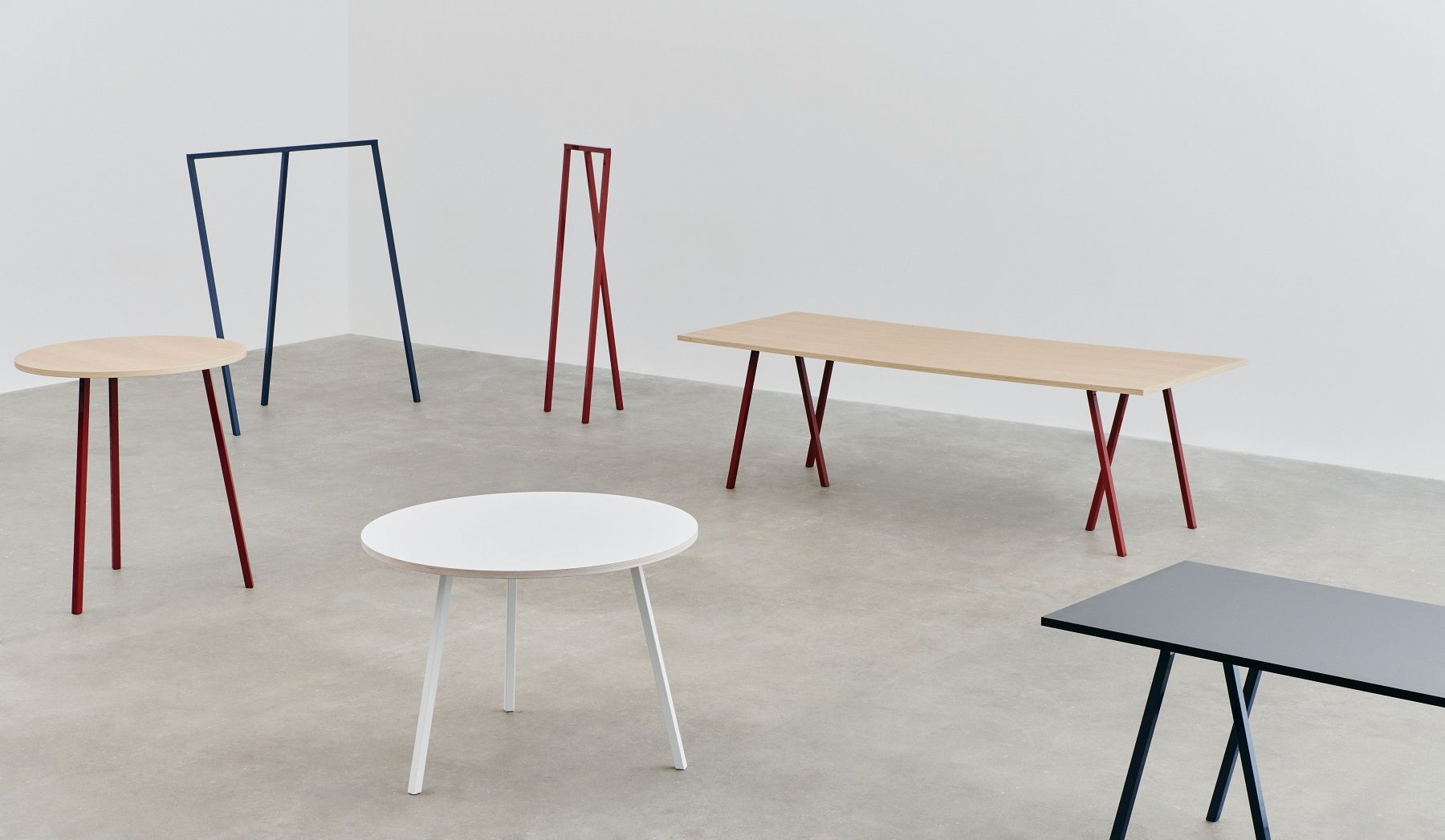 Loop Stand Table Round Tisch / Esstisch Ø105 Hay 