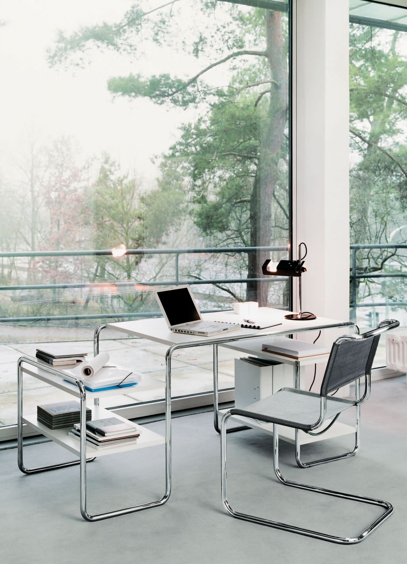S 33 N / S33 N Freischwinger Thonet