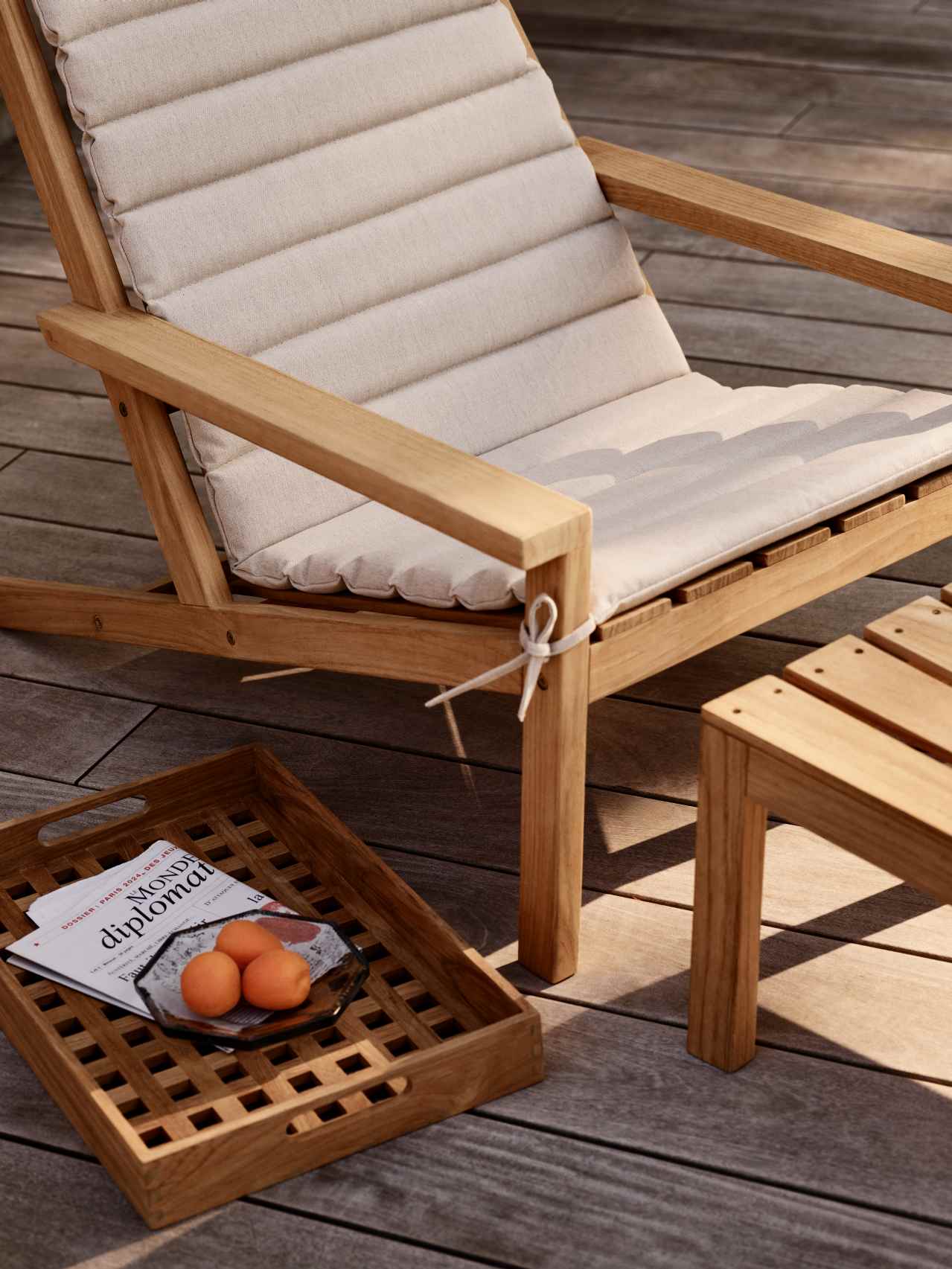 Between Lines Stool Hocker Outdoor Skagerak by Fritz Hansen