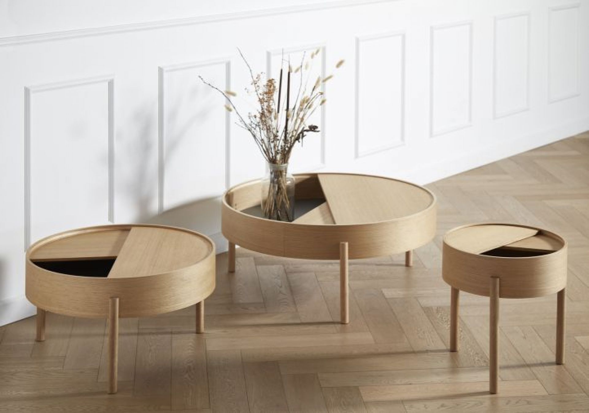 Arc Side Table Beistelltisch Eiche geölt Ø 42 cm Woud