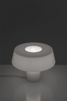 Amami Tischleuchte Artemide