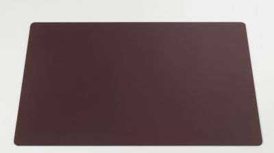 Dunkelrote Vitra Schreibtischunterlage Repad: Rechteckige Tischunterlage aus glattem, hochwertigem Material für den Schreibtisch.