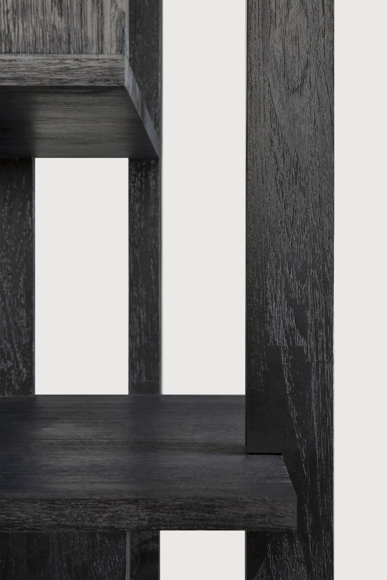 Abstract Säule Teak schwarz Ethnicraft