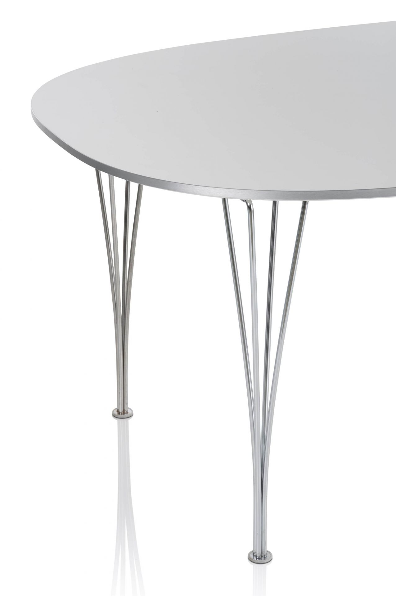 Tischserie Super Elliptisch Fritz Hansen