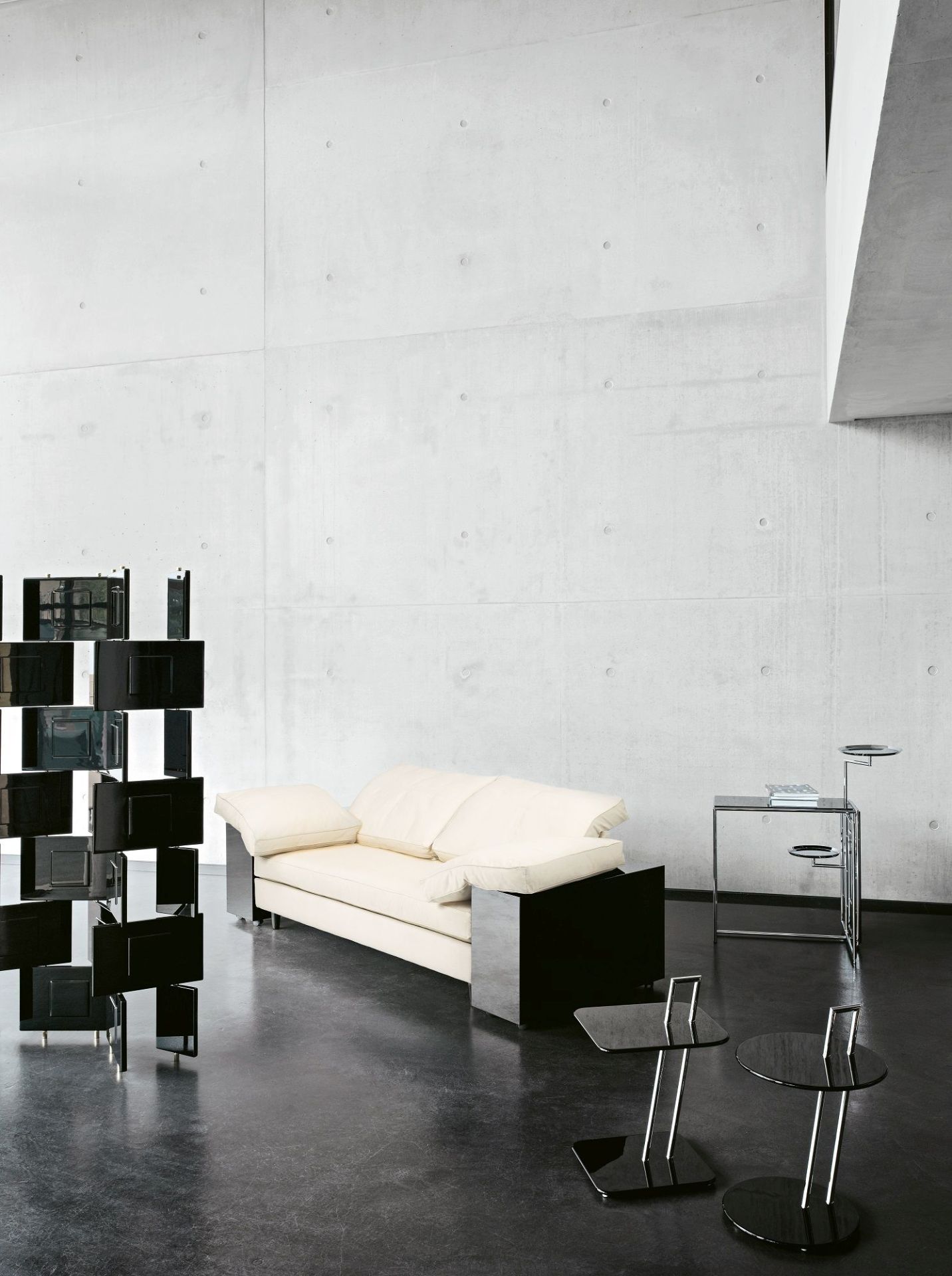 Lota Sofa Classicon