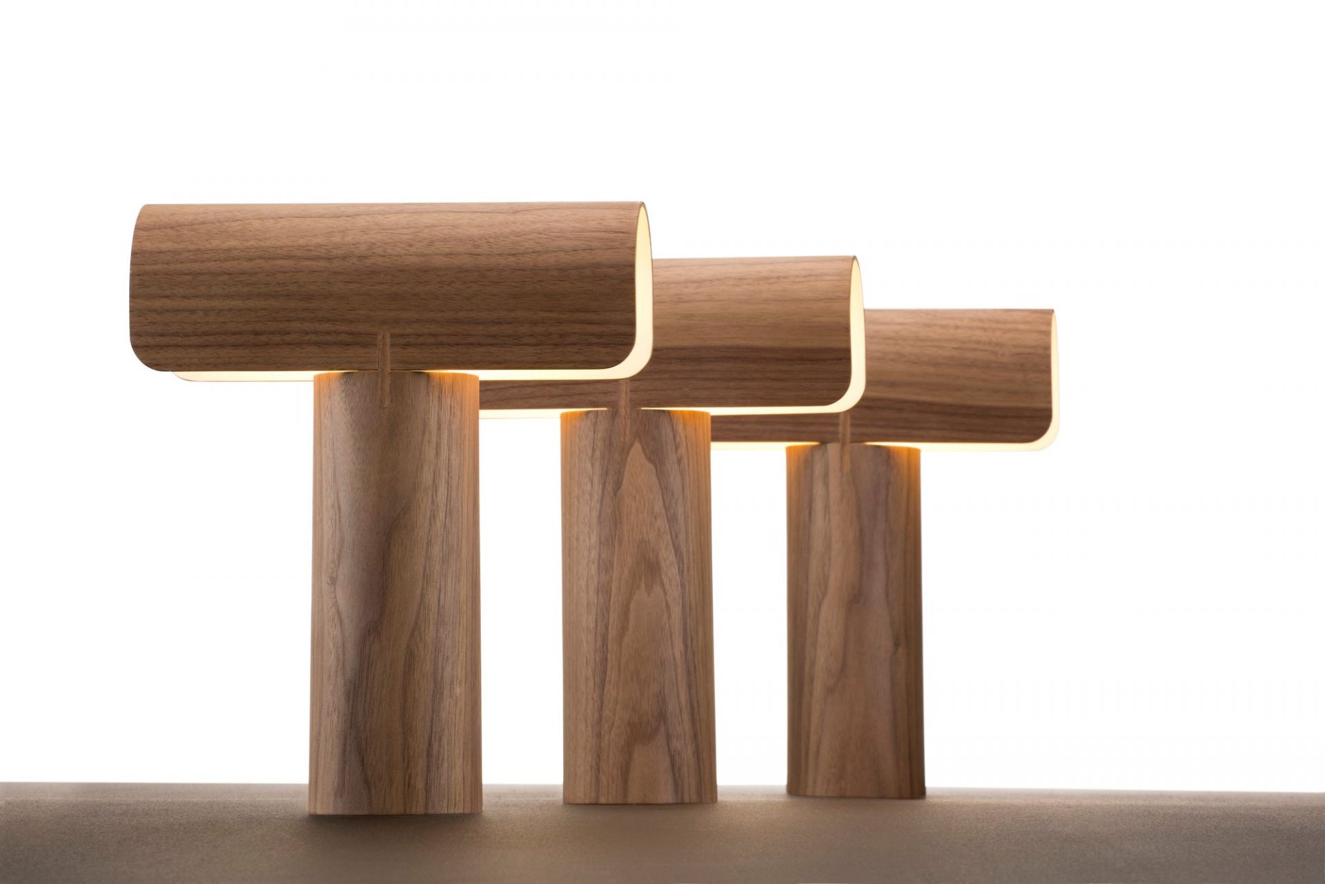 Teelo 8020 Tischleuchte Nussbaum Secto Design
