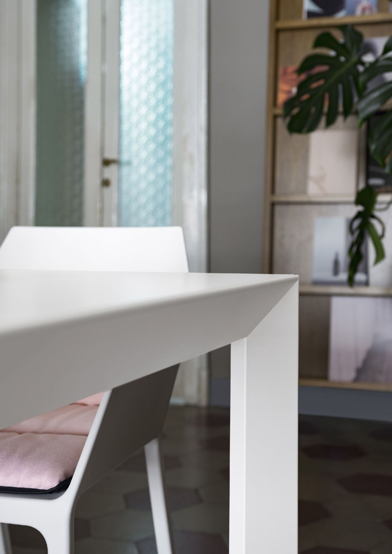 Nori Ausziehtisch / Esstisch Kristalia