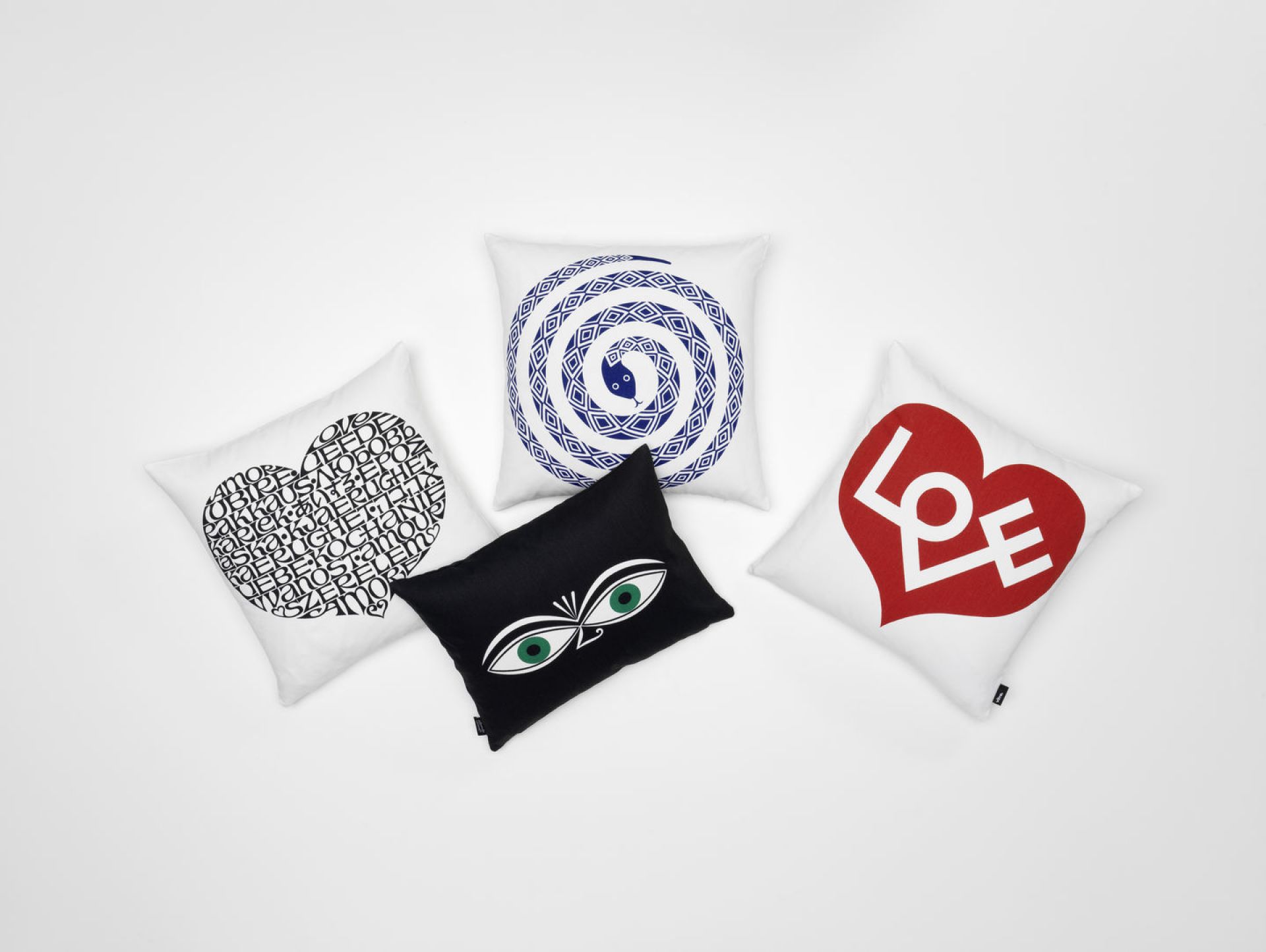 Graphic Print Pillows Kissen Vitra