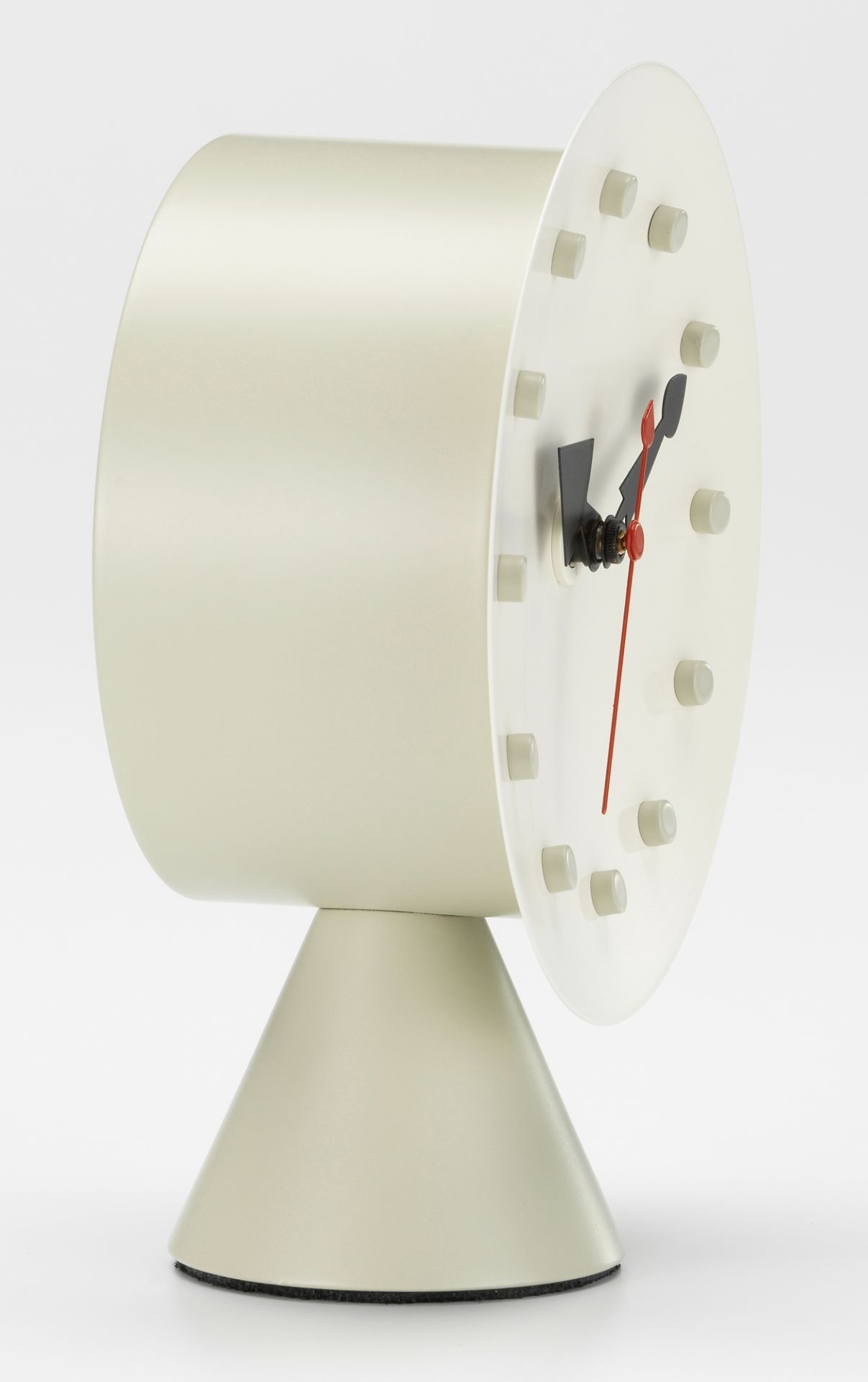 Desk Clocks Cone Base Tischuhr Vitra
