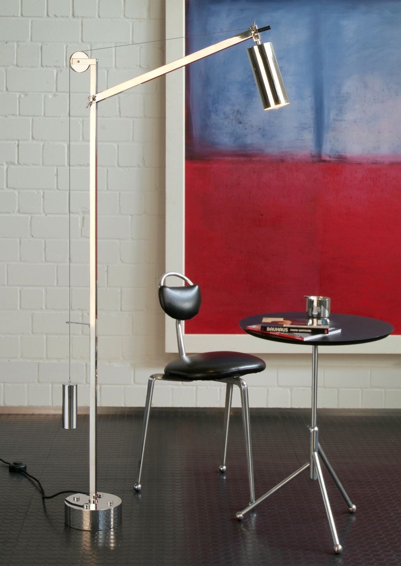 Bauhaus BH 23 Stehleuchte mit Gegengewicht Tecnolumen