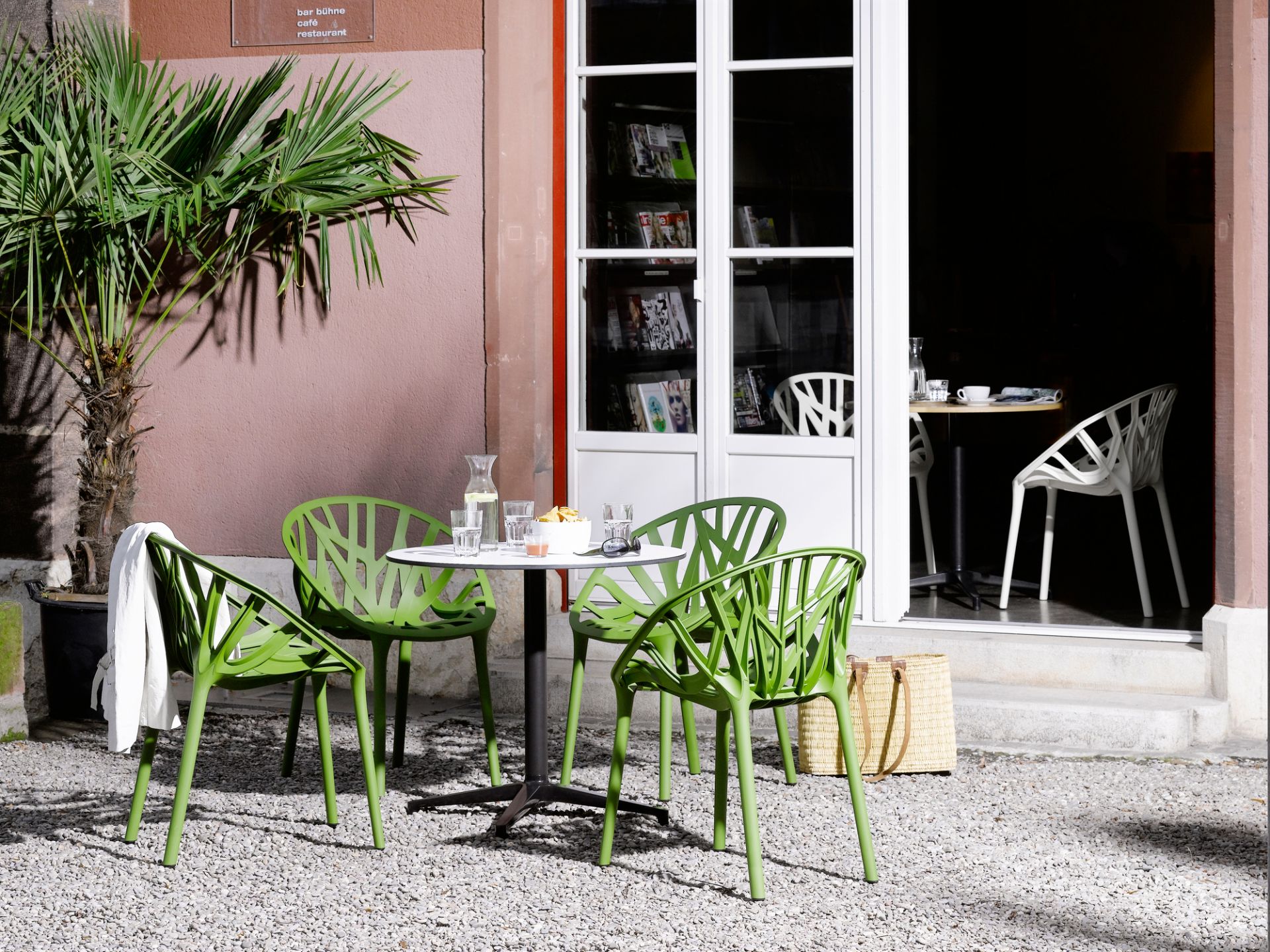 Bistro Table Tisch rund Indoor Ø 79,6 cm Vitra