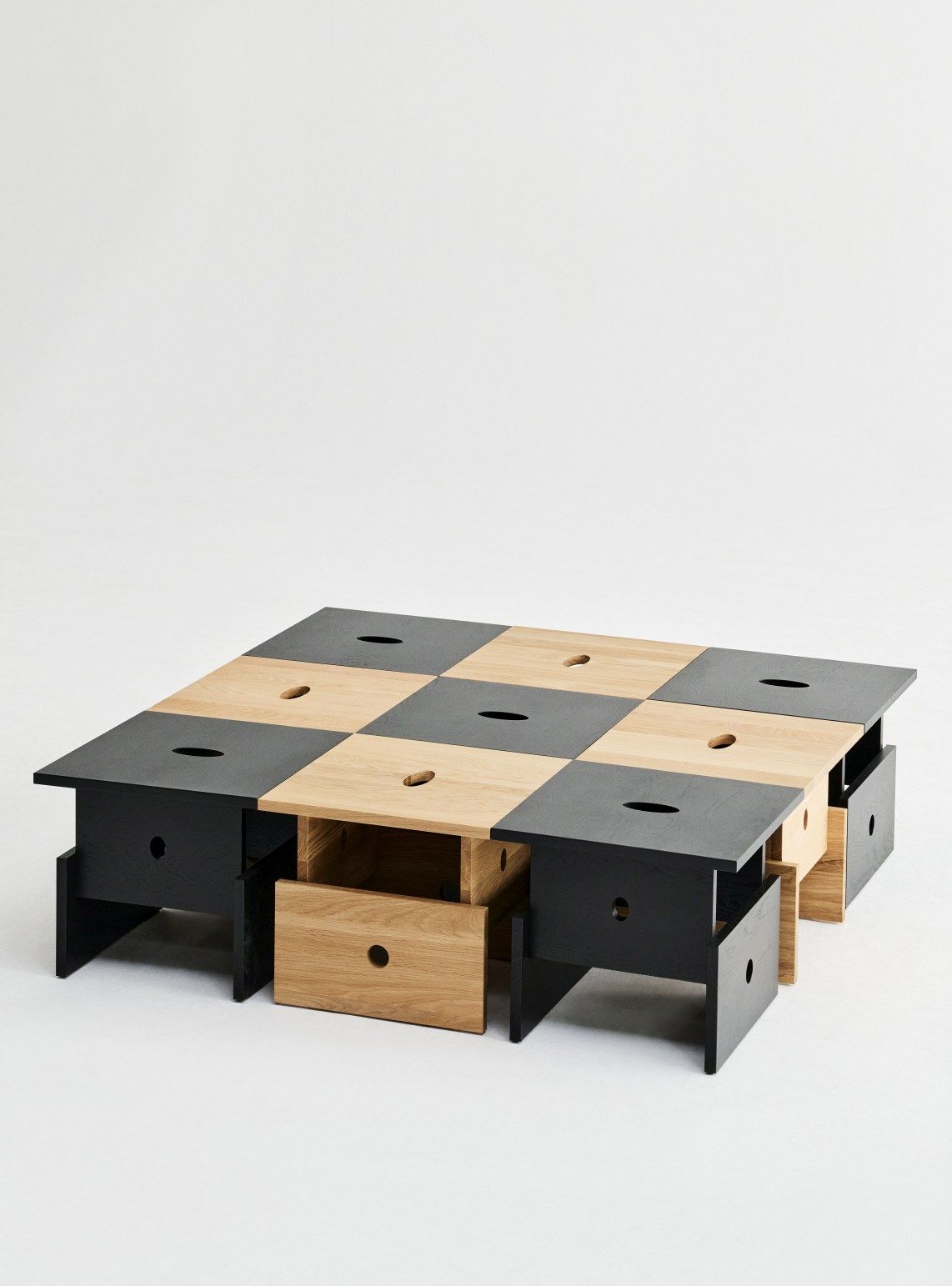 Wood Box Coffee Table Couchtisch Hay Eiche schwarz wasserbasierter lack